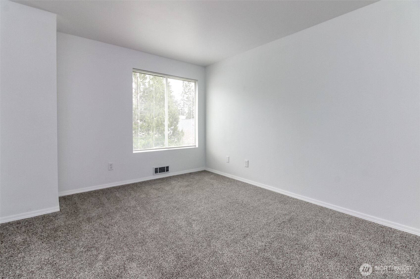 307 S 328th Lane Property Photo 22