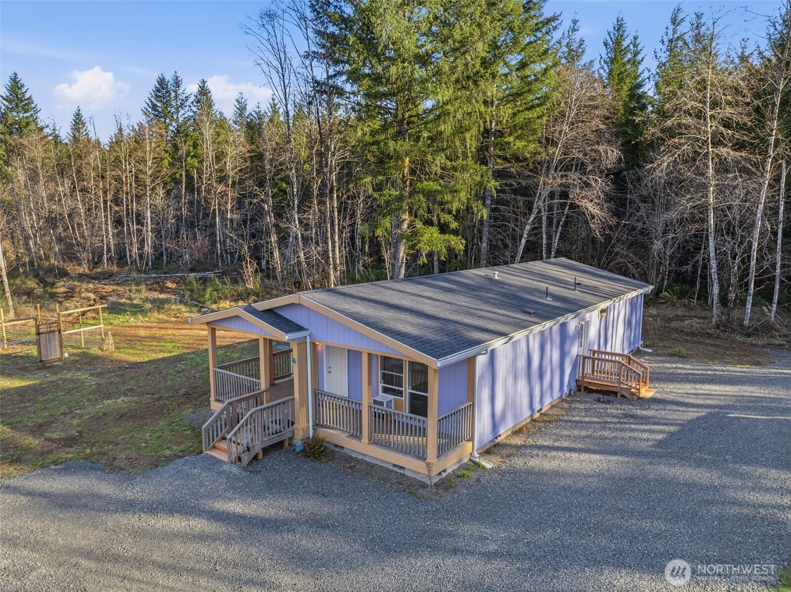 142 Wild Daisy Drive Property Photo 24