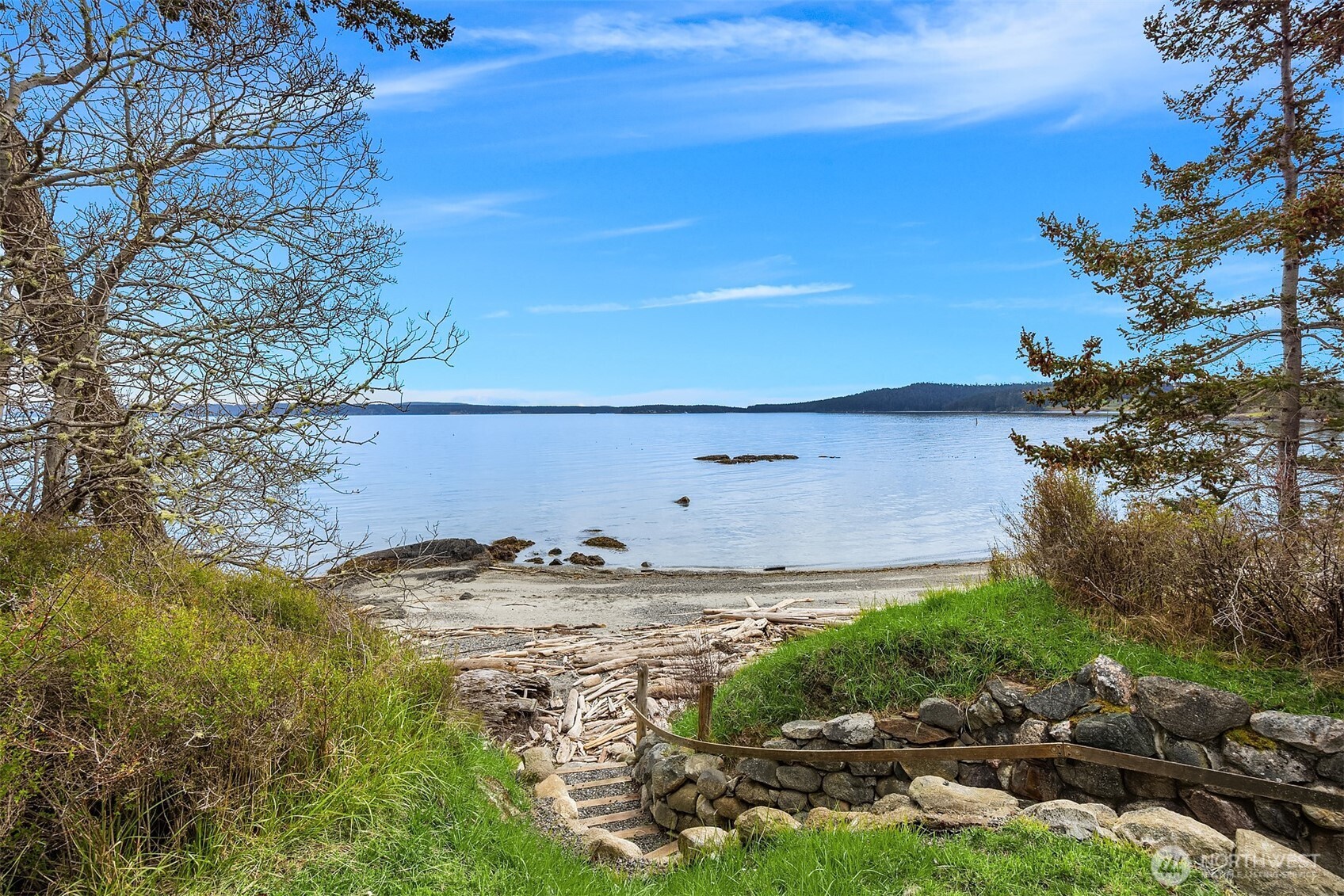 2495846 Property Photo 4