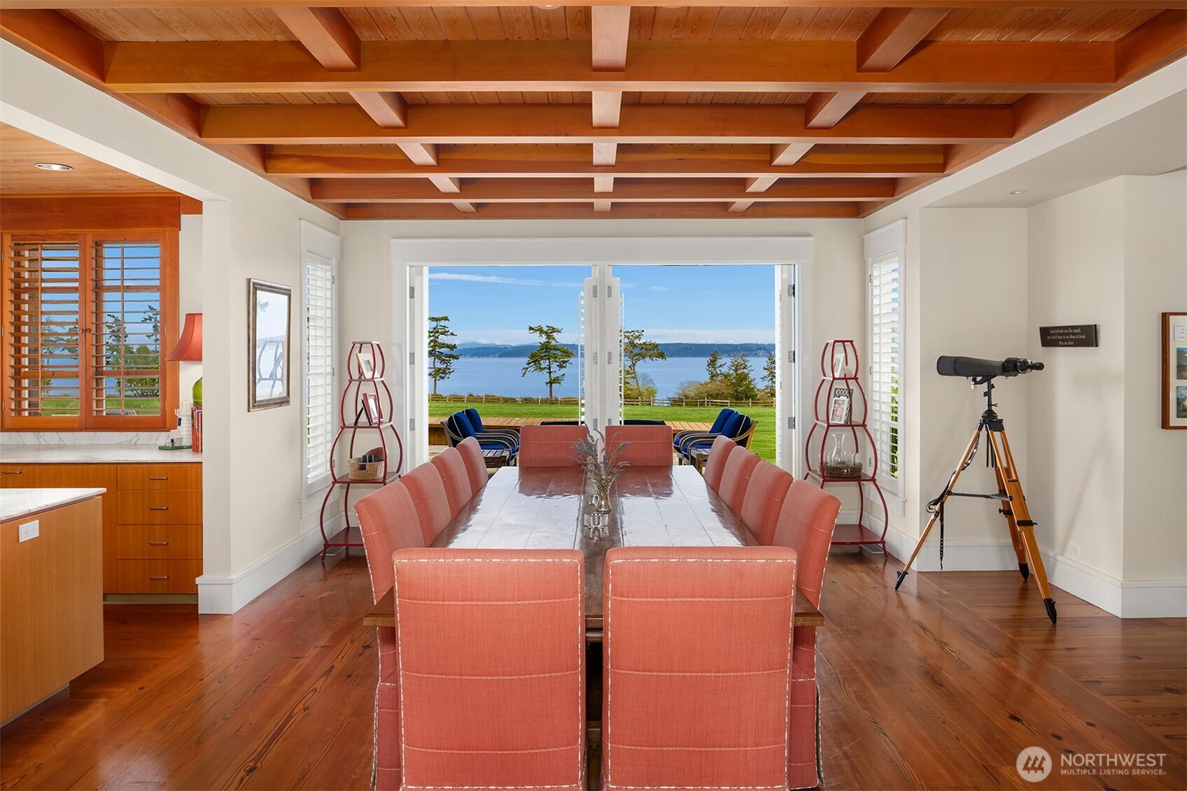 2495846 Property Photo 10