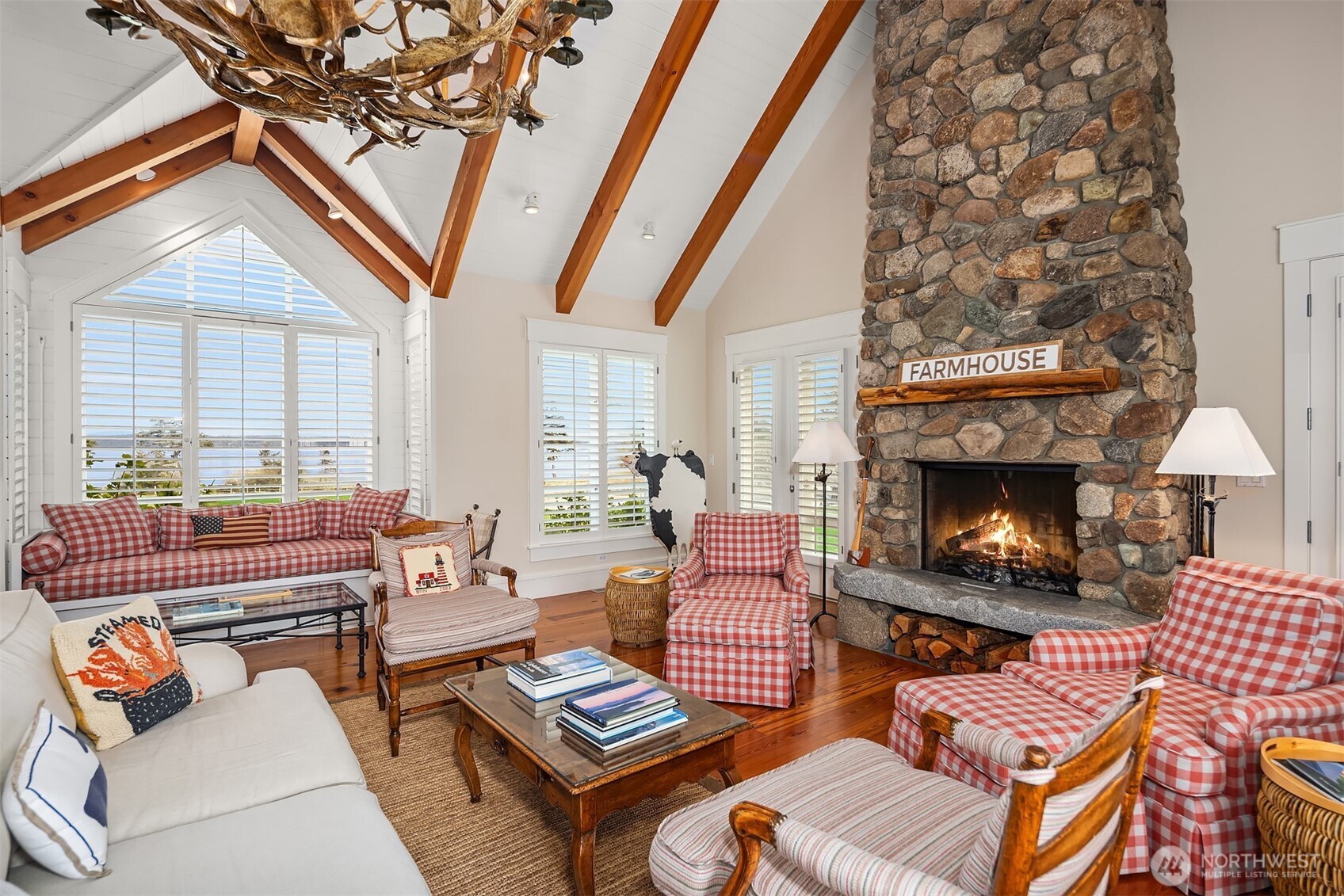 2495846 Property Photo 11