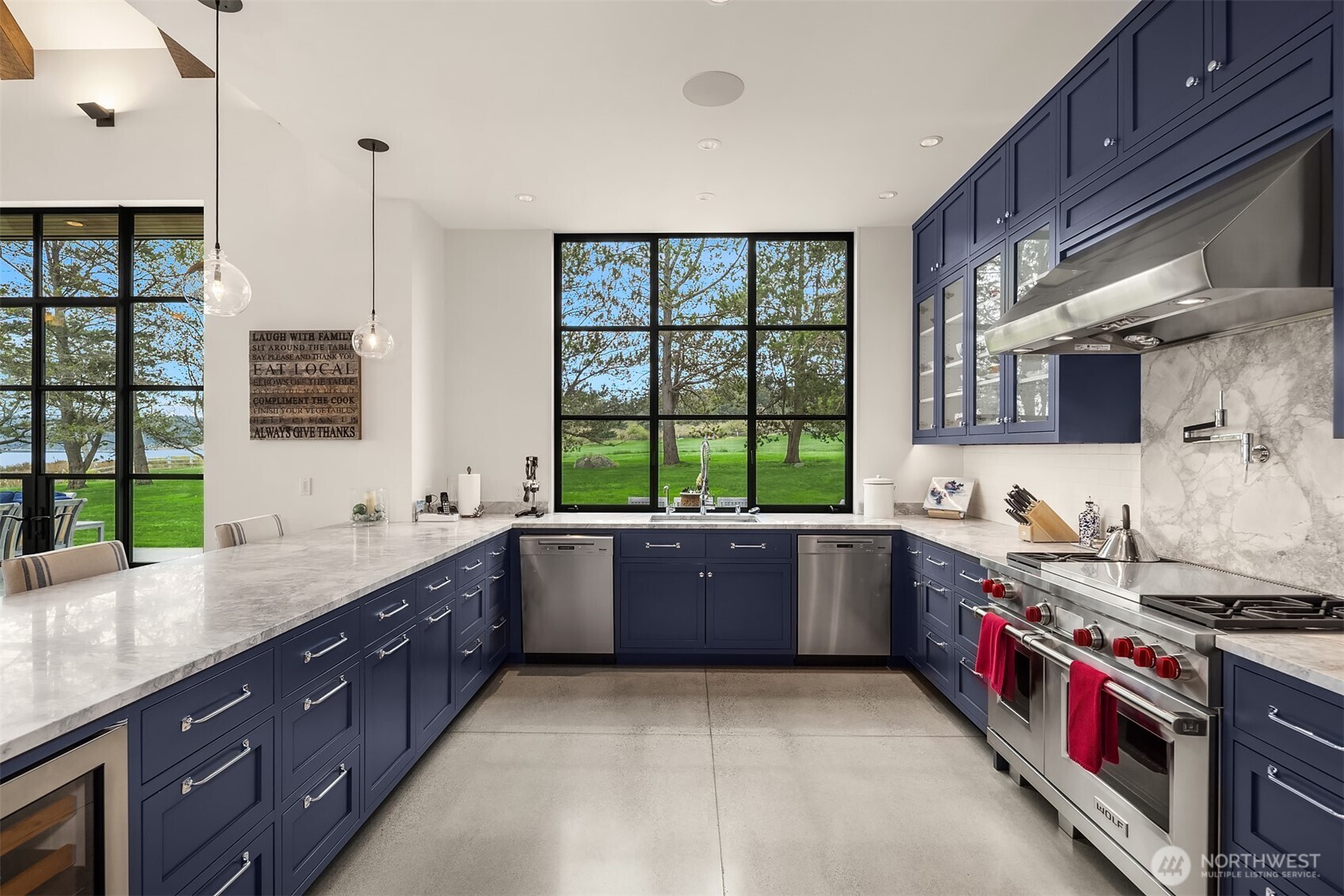 2495846 Property Photo 19