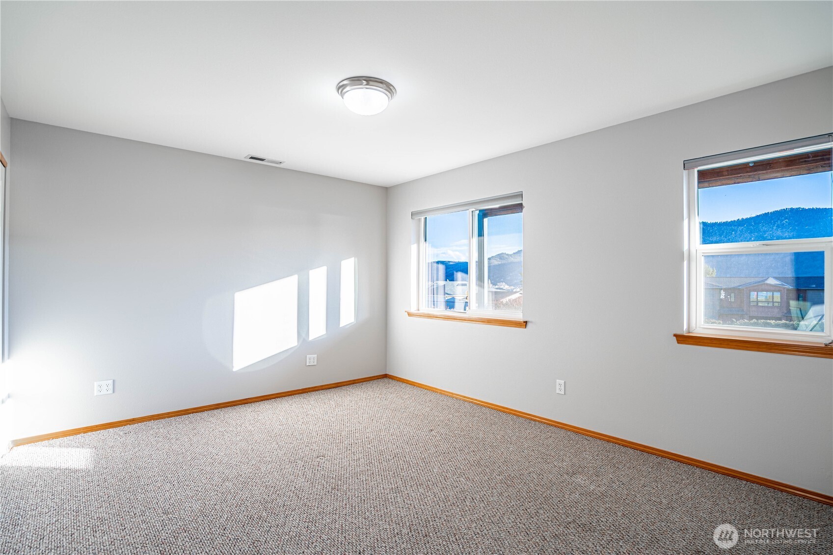 744 Wapato Way A Property Photo 23