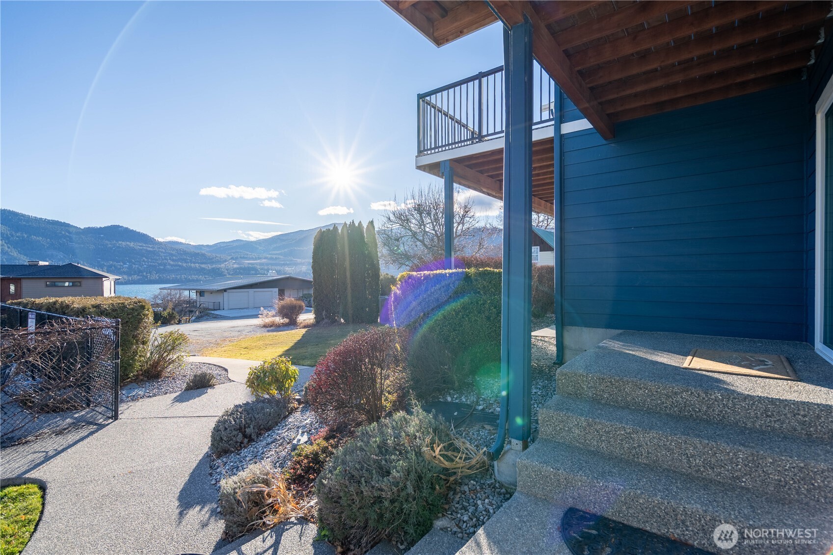 744 Wapato Way #b Property Photo 28