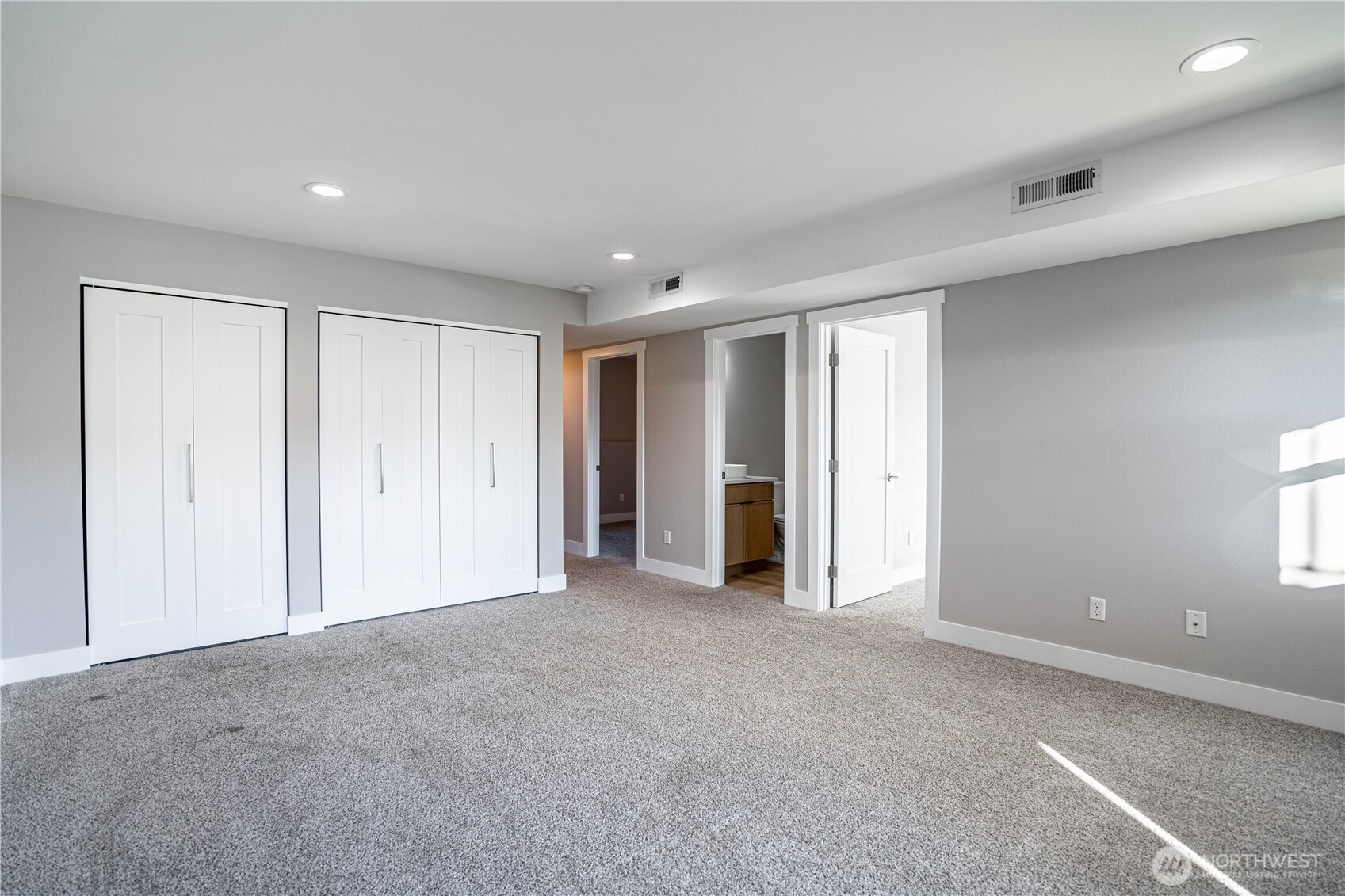 744 Wapato Way #c Property Photo 21