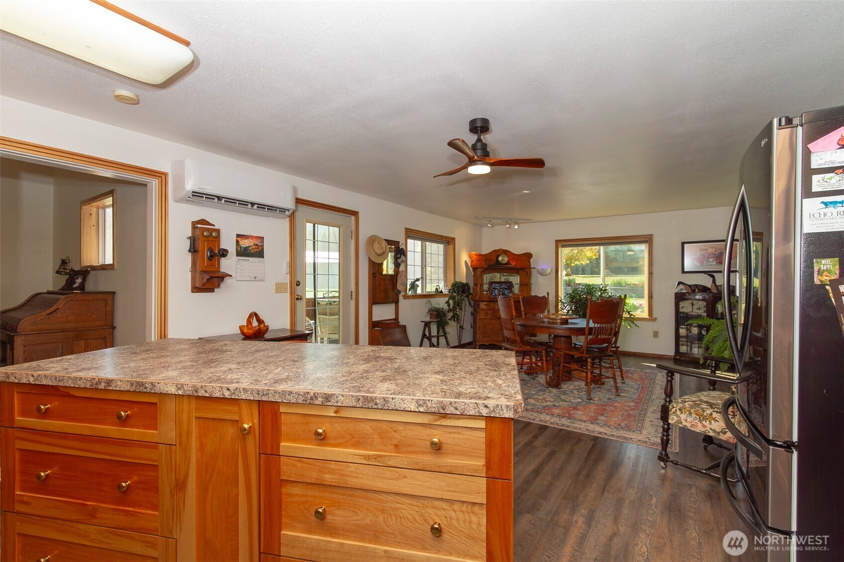 3829 Deep Lake Boundary Road Property Photo 24