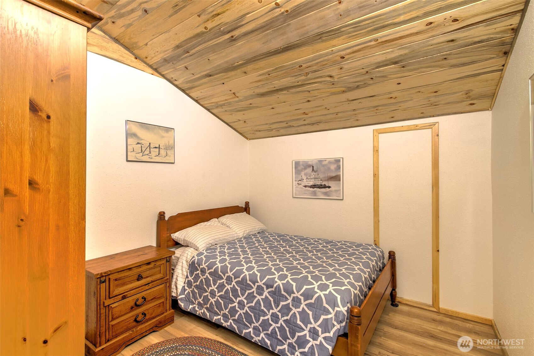 3829 Deep Lake Boundary Road Property Photo 29
