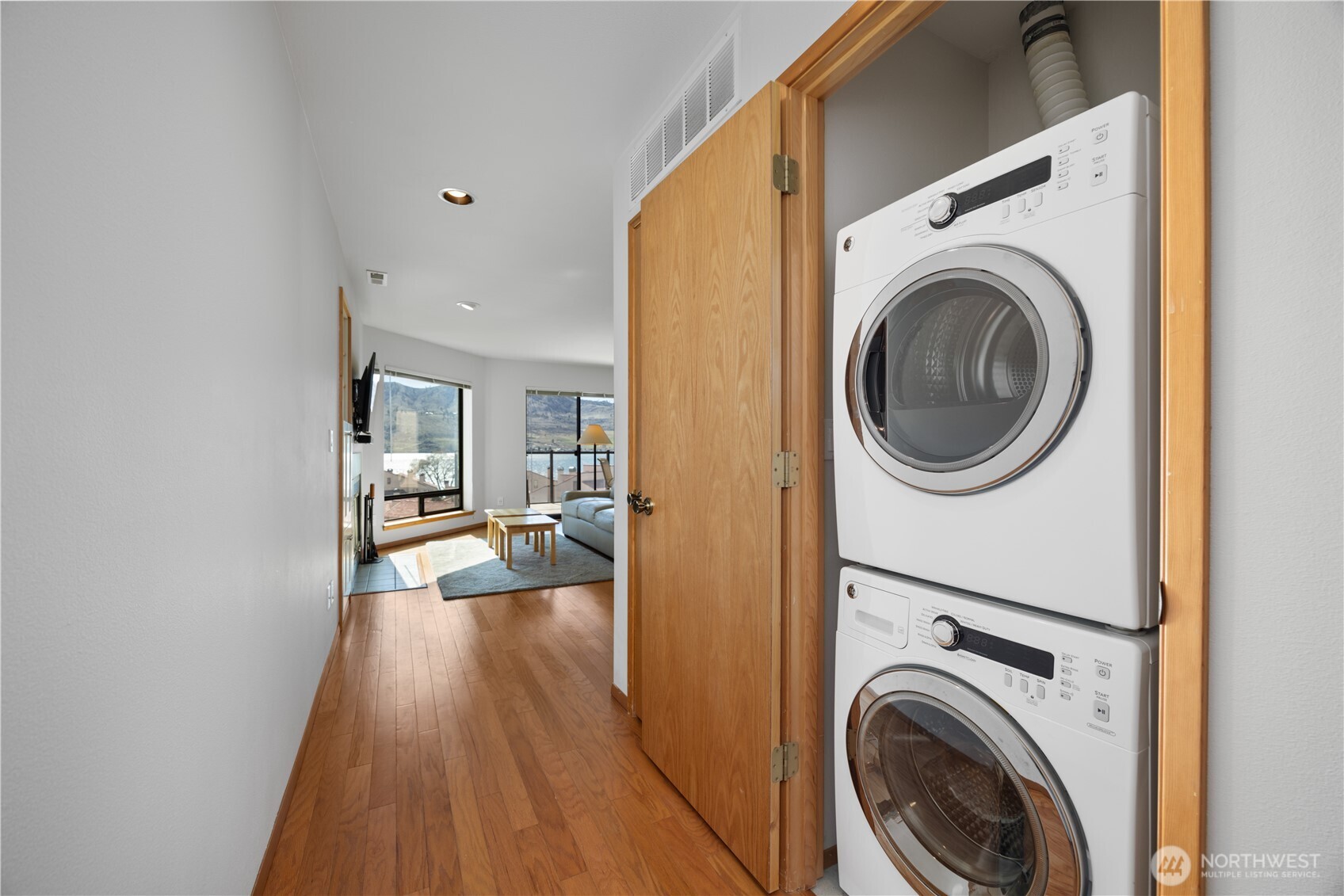 100 Lake Chelan Shores Drive 18-8 Property Photo 10