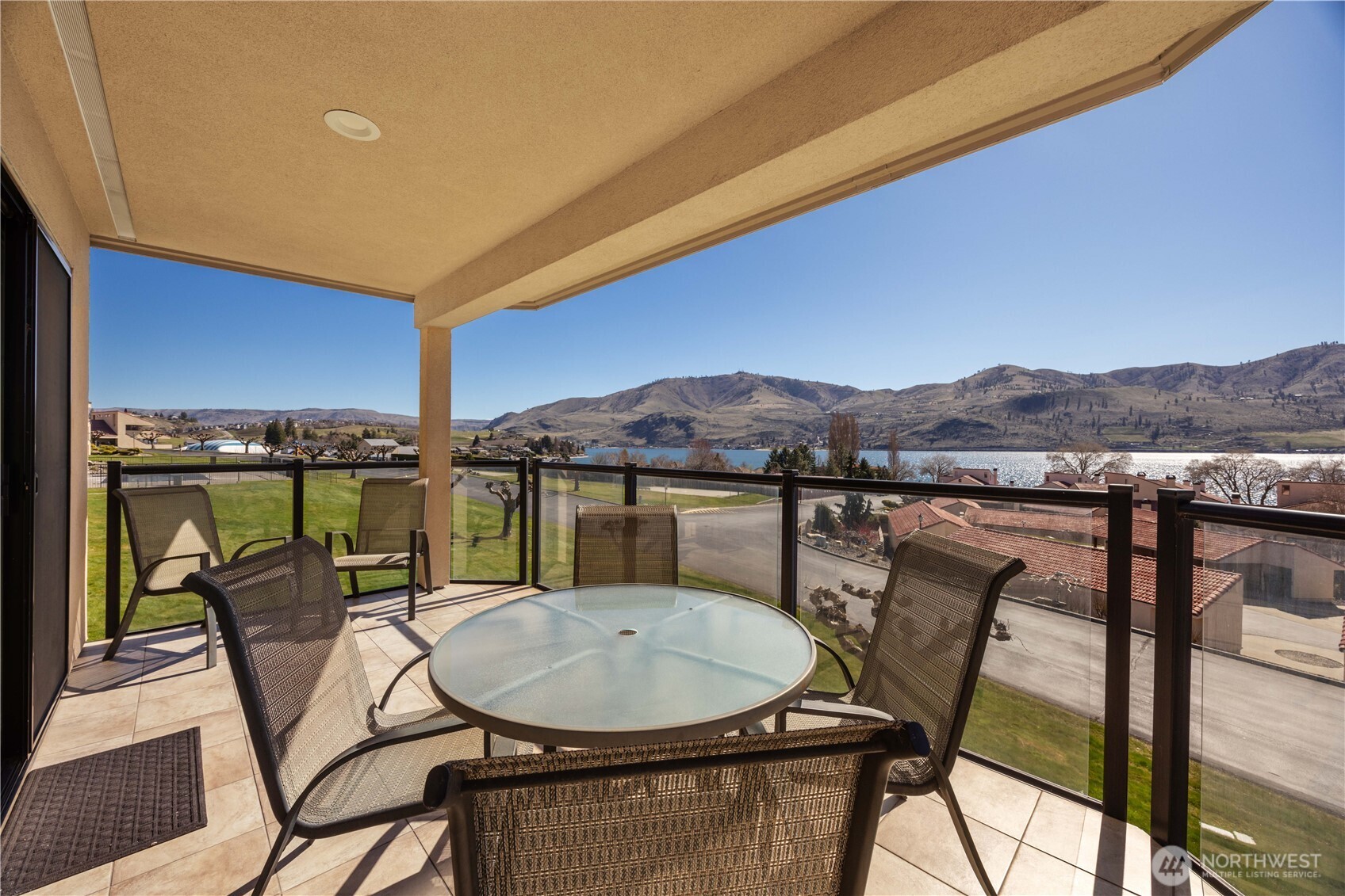 100 Lake Chelan Shores Drive 18-8 Property Photo 25