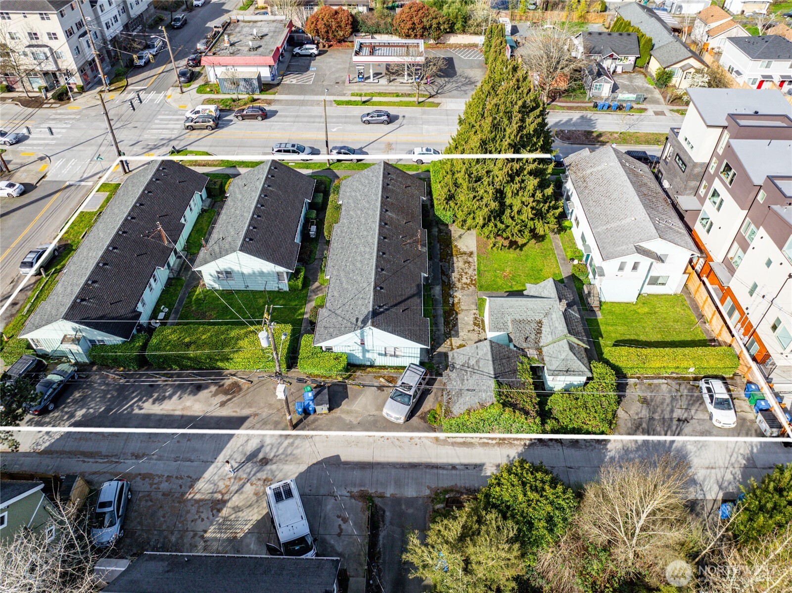 5222 -36 Delridge Way Property Photo 8