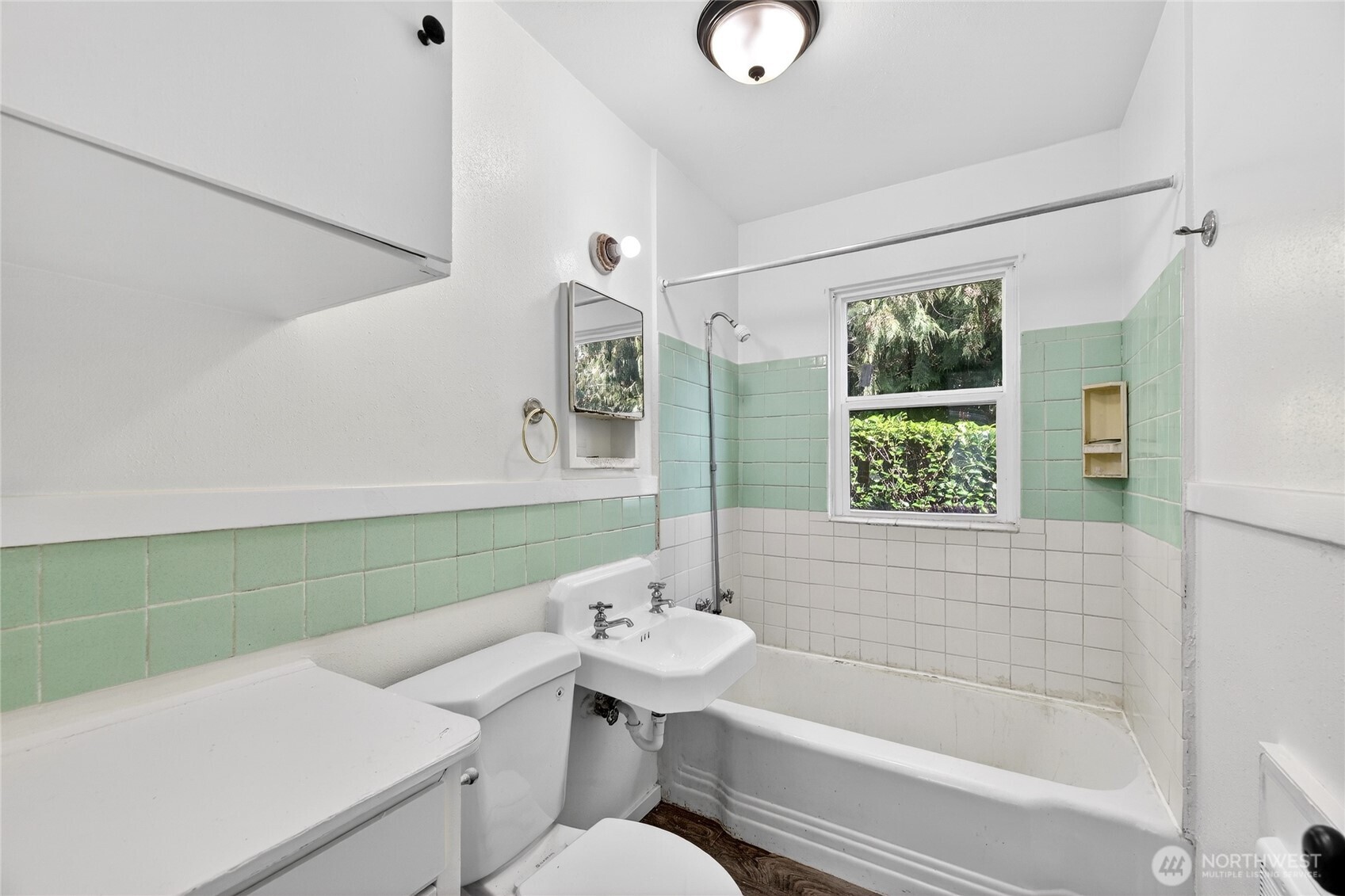 5222 -36 Delridge Way Property Photo 18