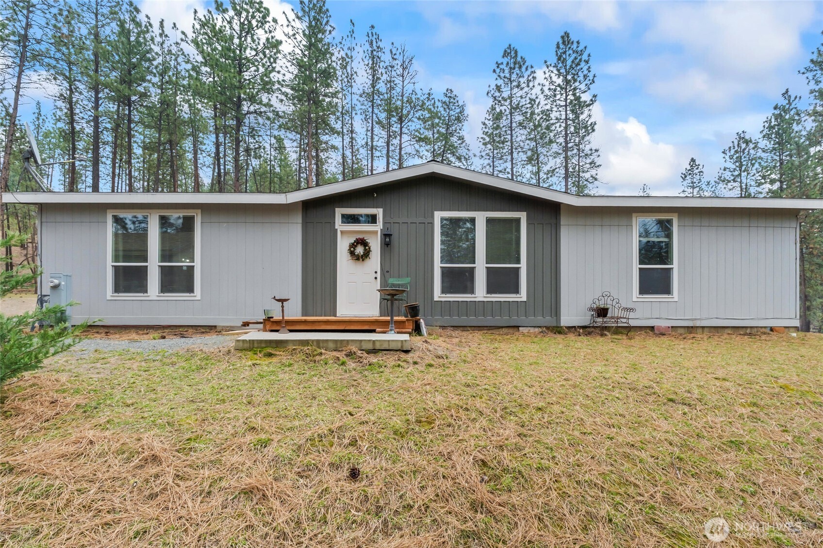 1477 D College Lane Property Photo 8