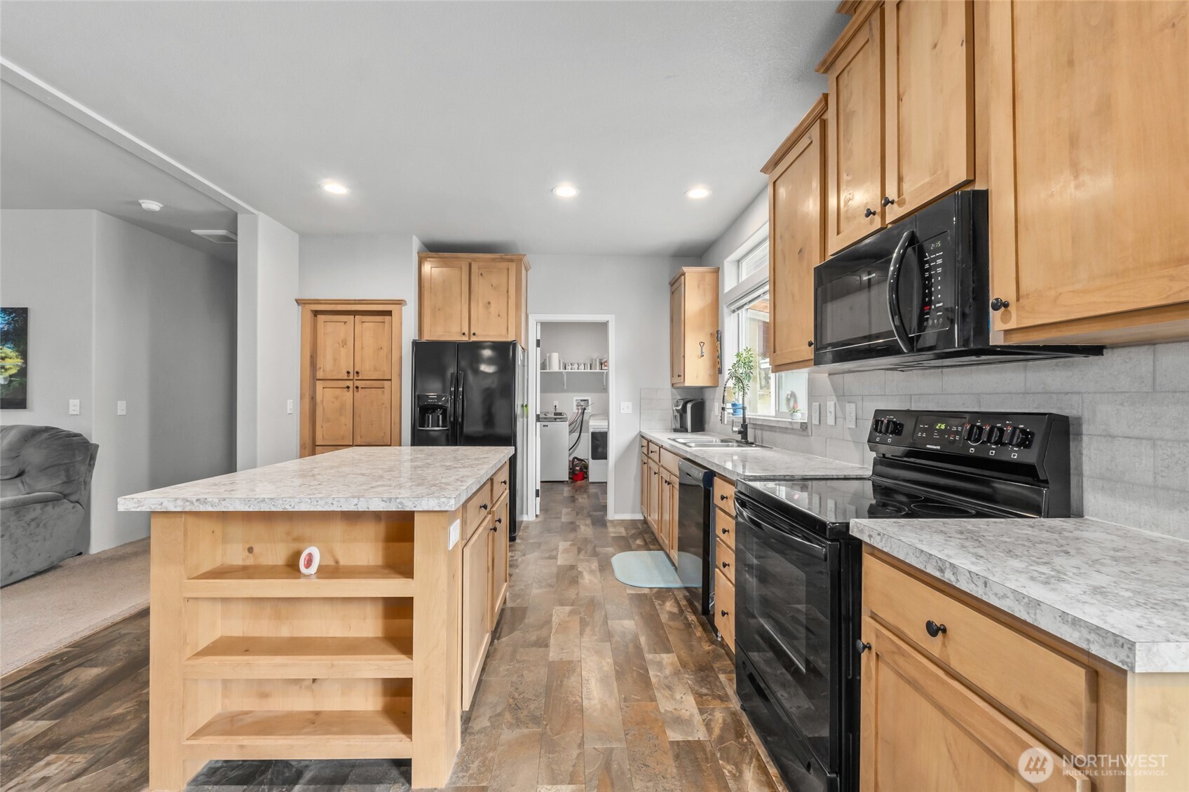 1477 D College Lane Property Photo 10