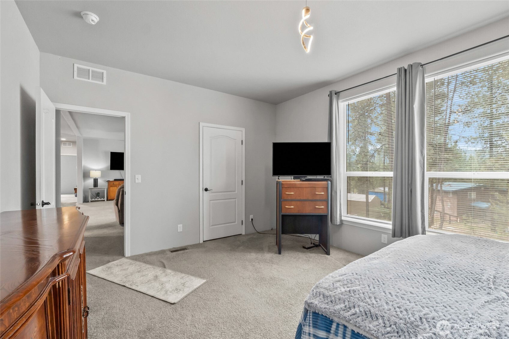 1477 D College Lane Property Photo 16