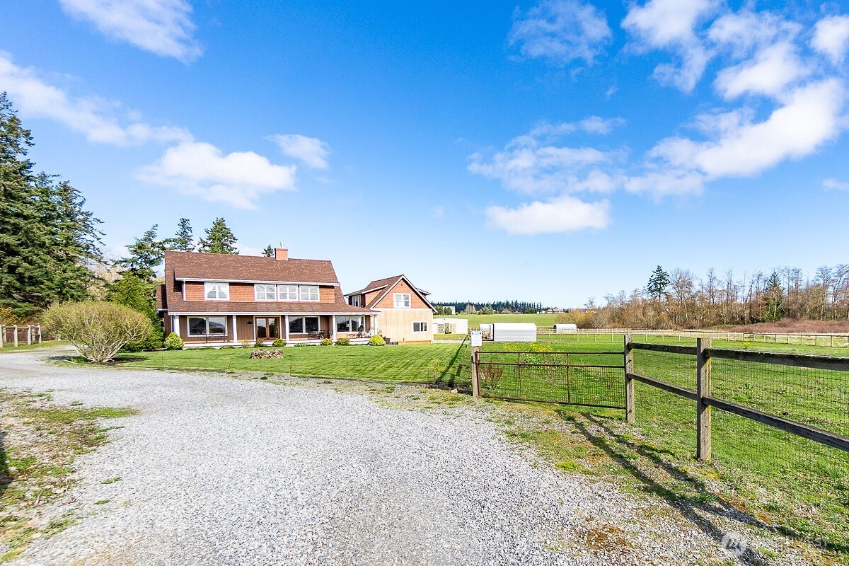 1013 Mallard Lane Property Photo 4