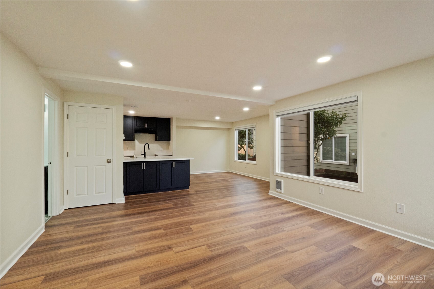 2902 13th Street 3b Property Photo 5