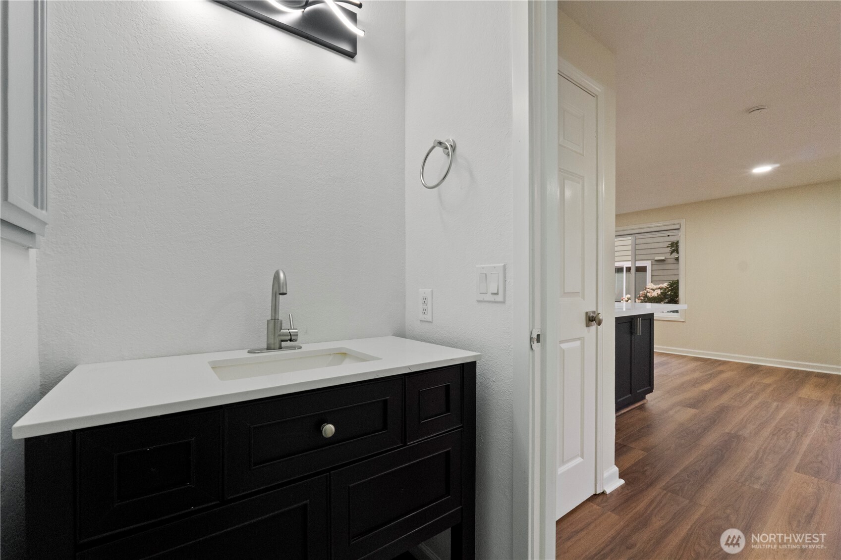 2902 13th Street 3b Property Photo 11