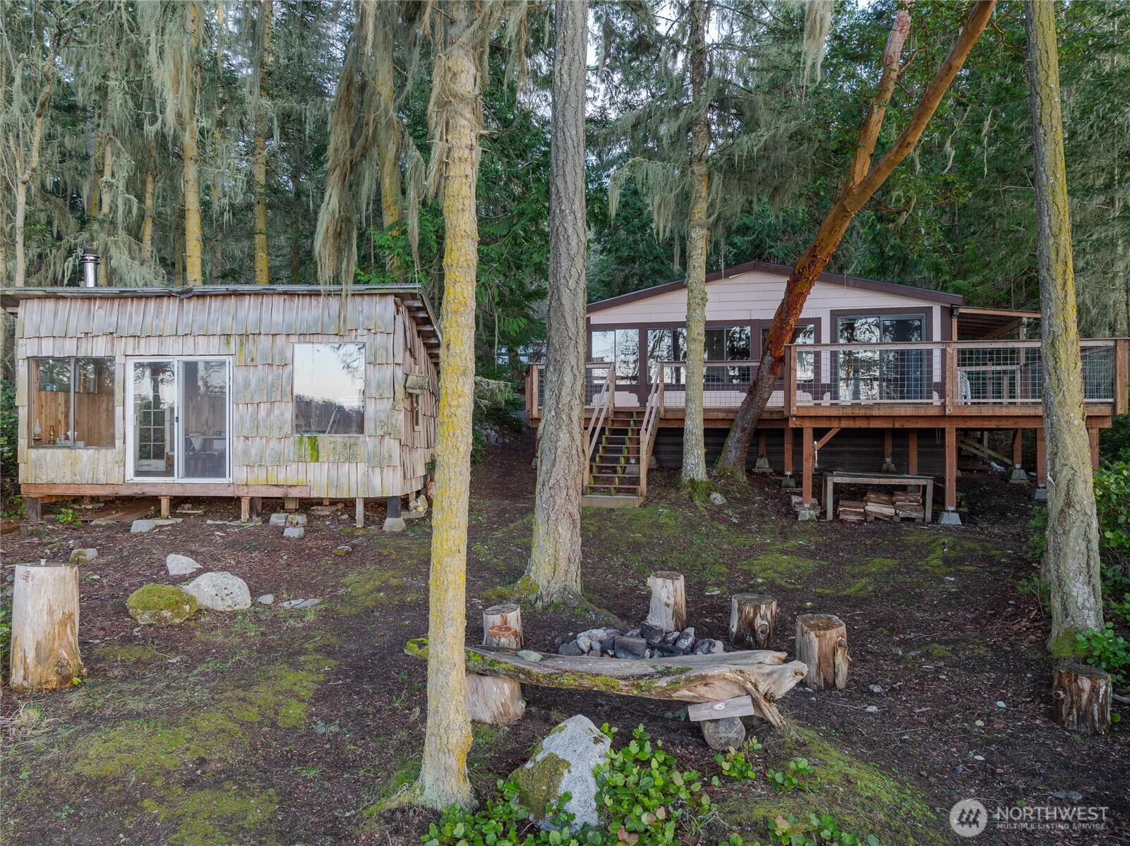 385 Doe Run Property Photo 11