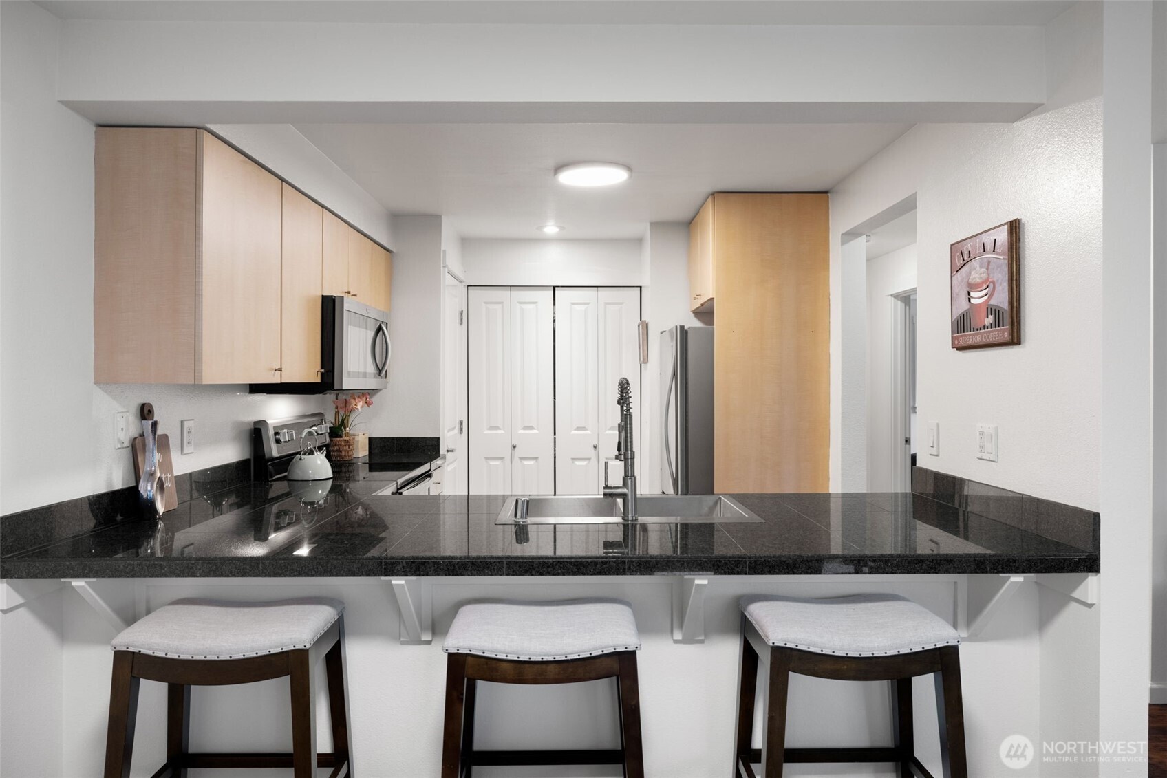 11307 Ne 128th Street G101 Property Photo 14