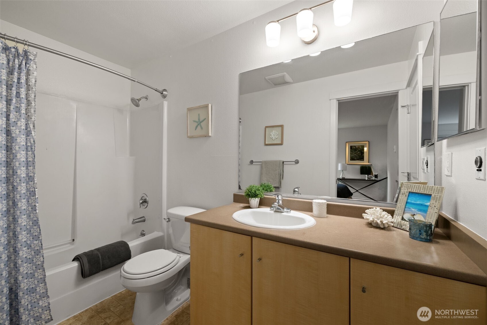 11307 Ne 128th Street G101 Property Photo 23