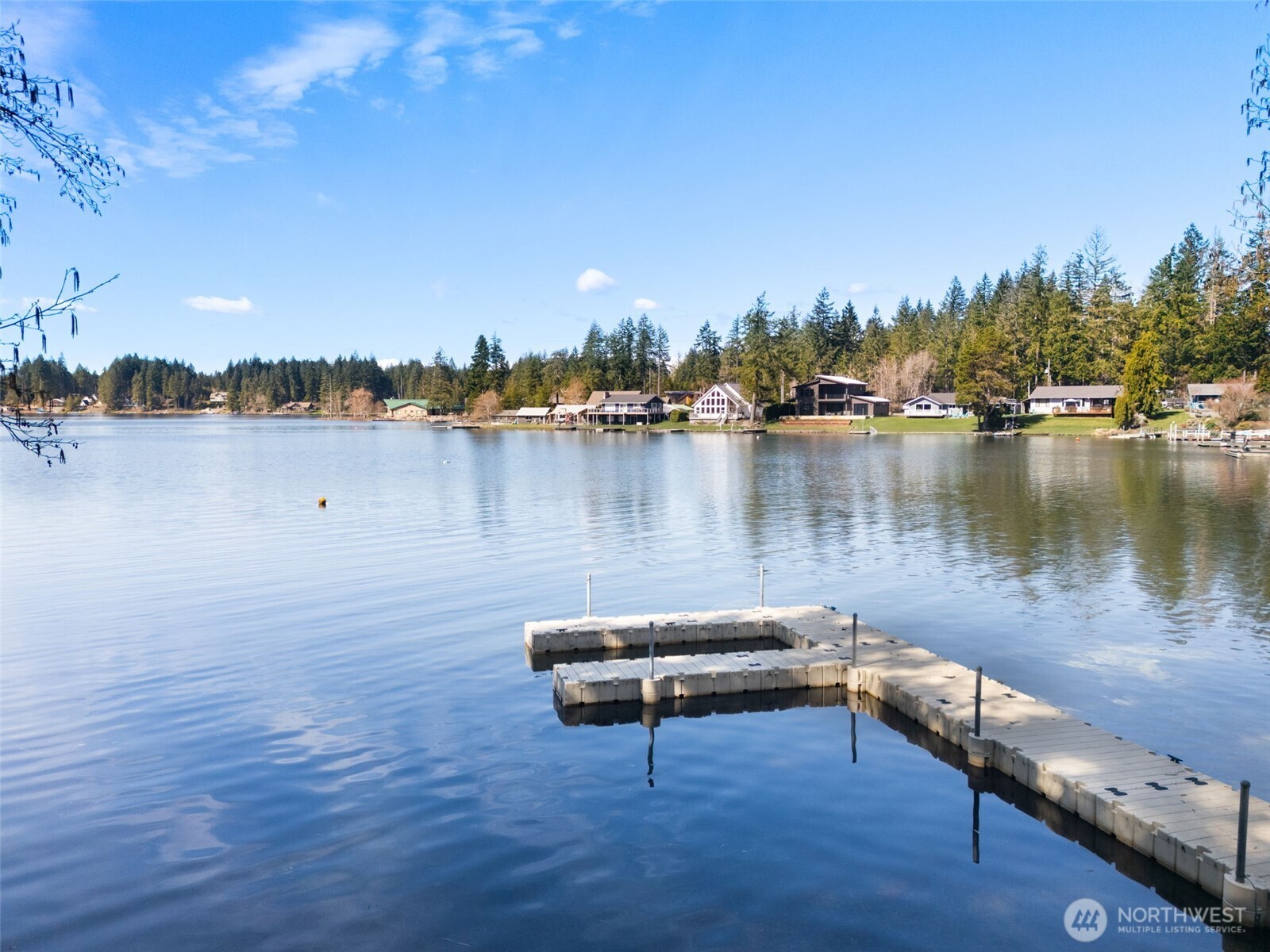 30 E Lakeway Drive Property Photo 3
