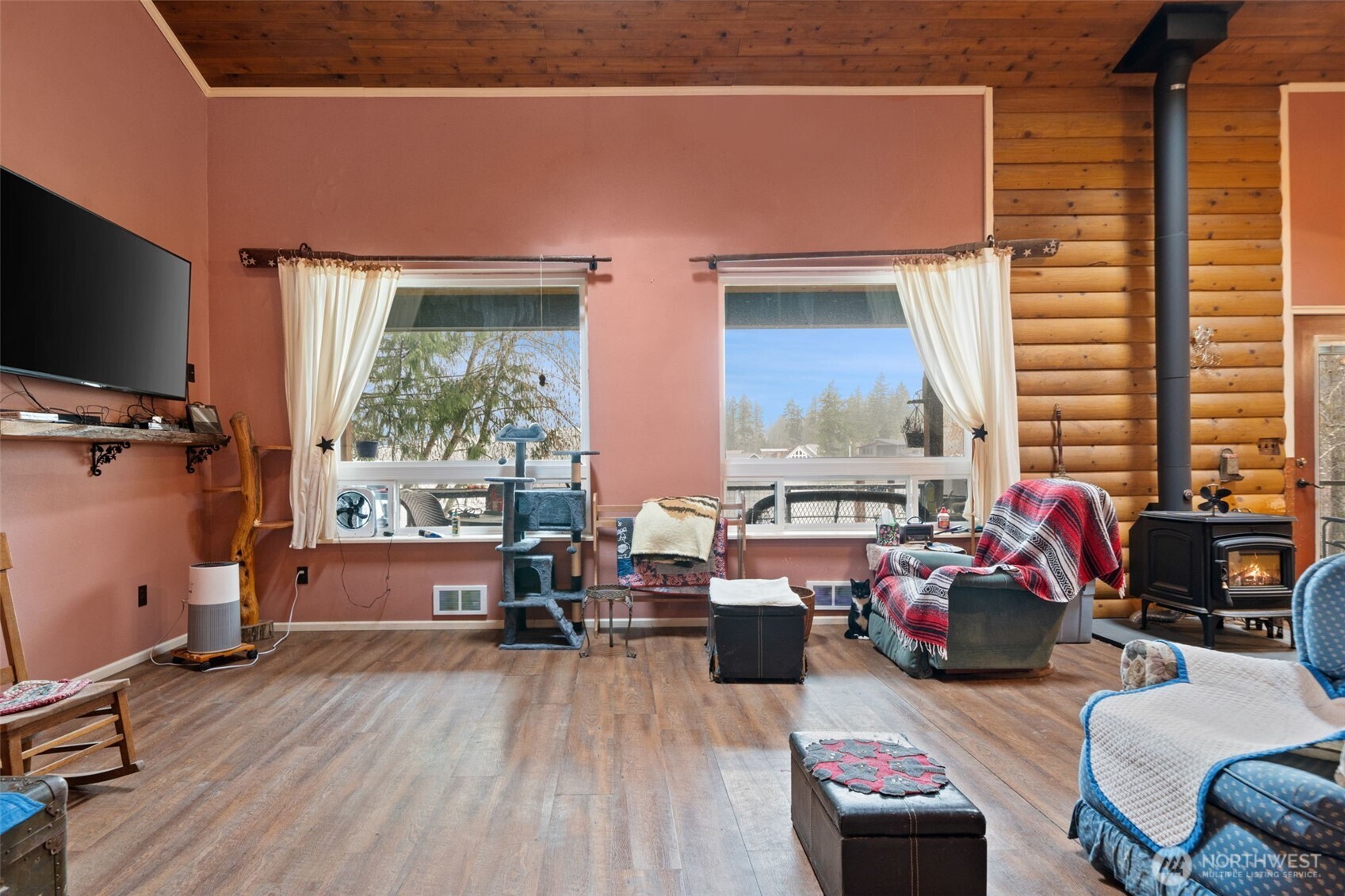 30 E Lakeway Drive Property Photo 14