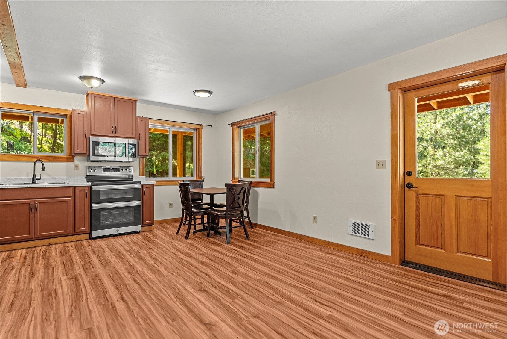 15 Howerton Road Property Photo 6