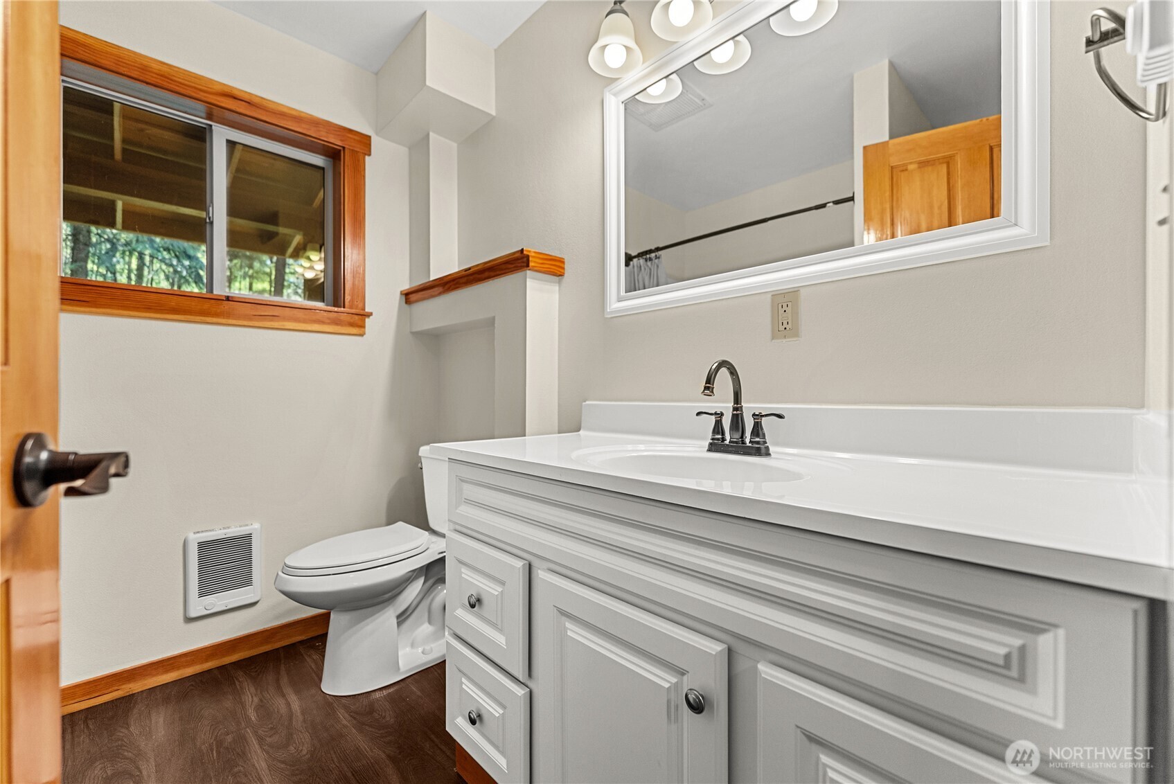 15 Howerton Road Property Photo 16