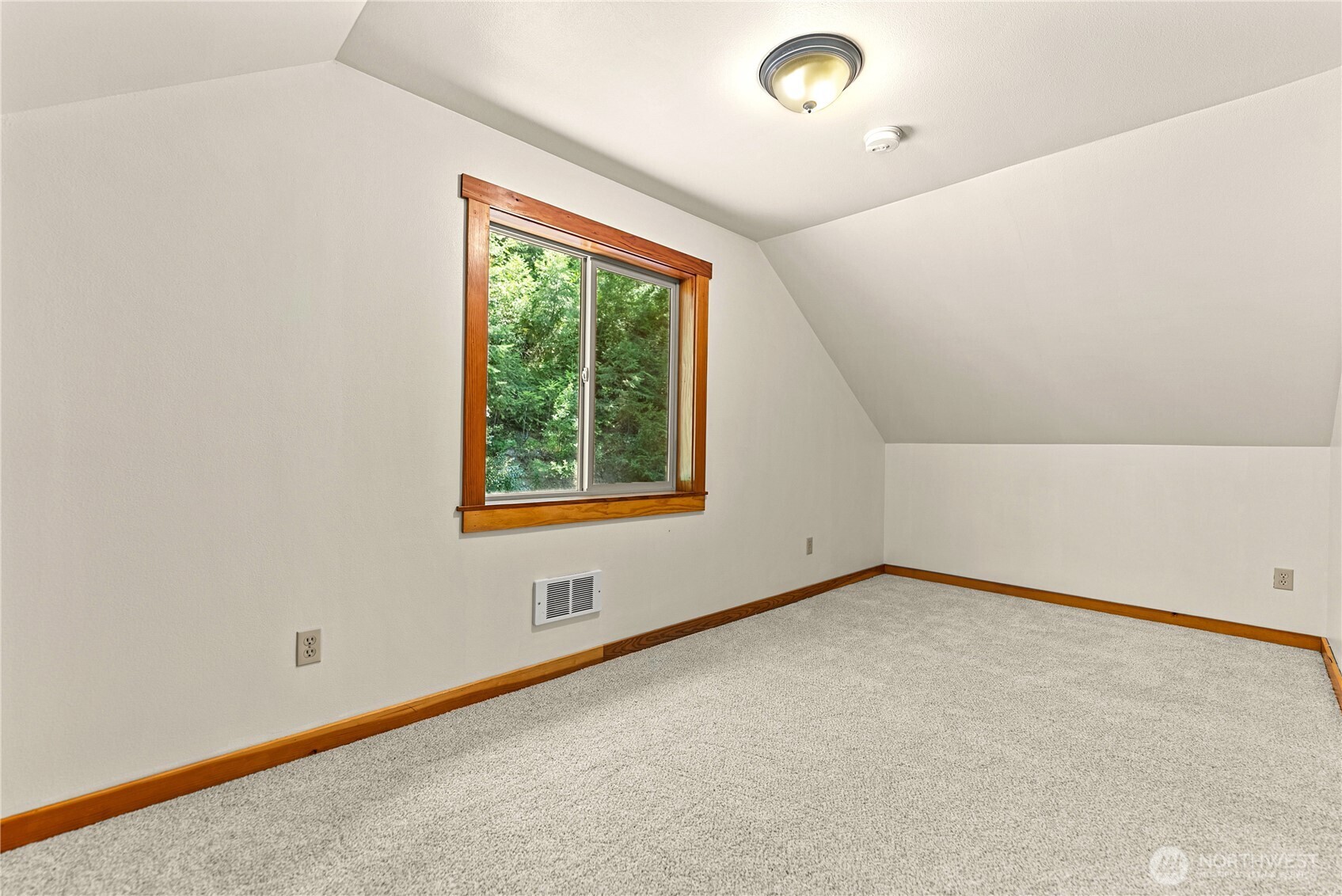 15 Howerton Road Property Photo 26