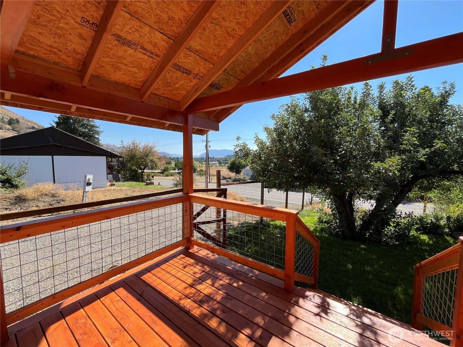 920 Castle Avenue Property Photo 31