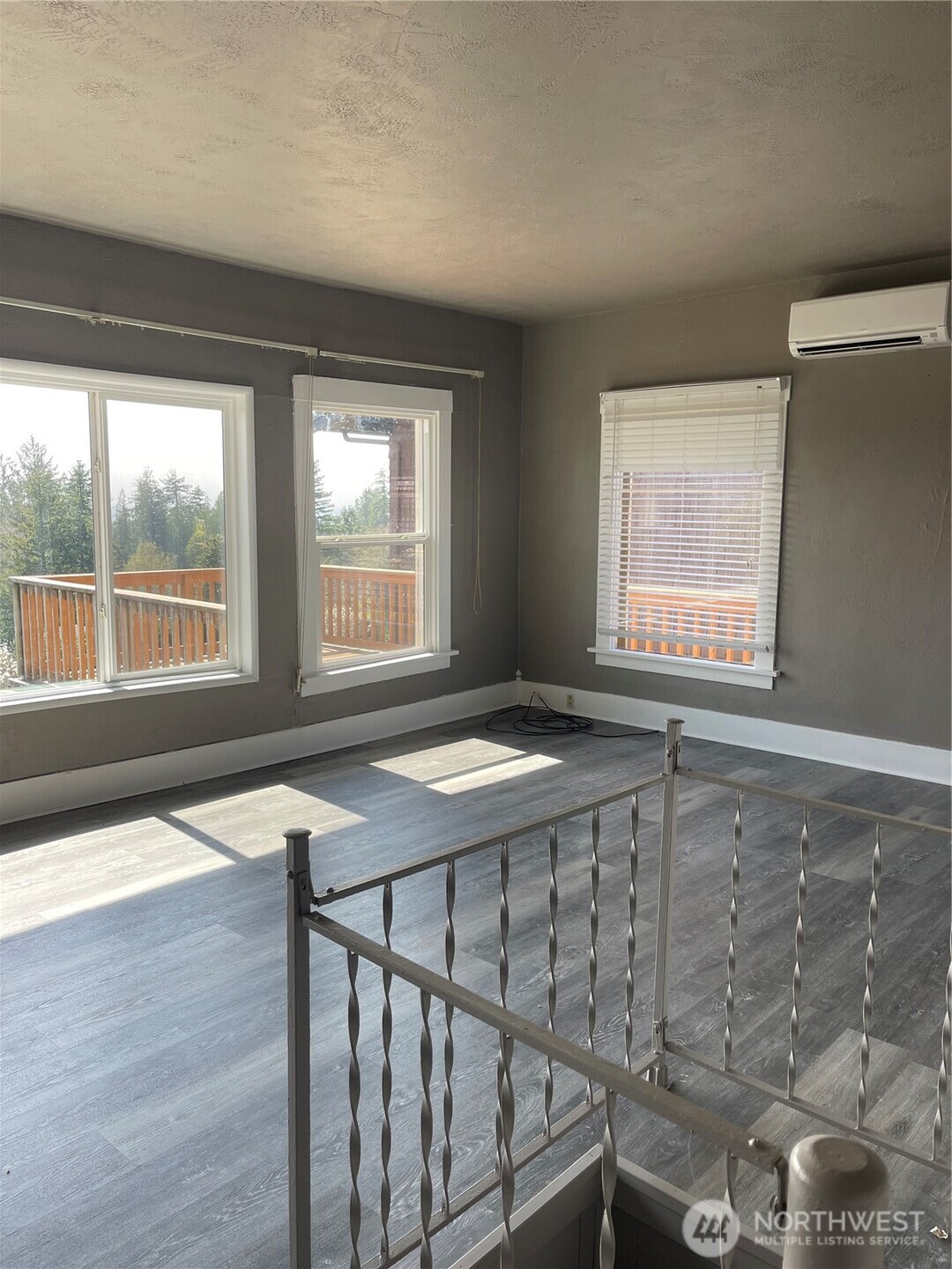 409 2nd Avenue Property Photo 6