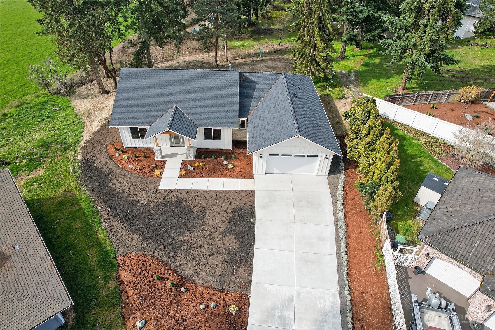 148 Sunland Drive Property Photo 3