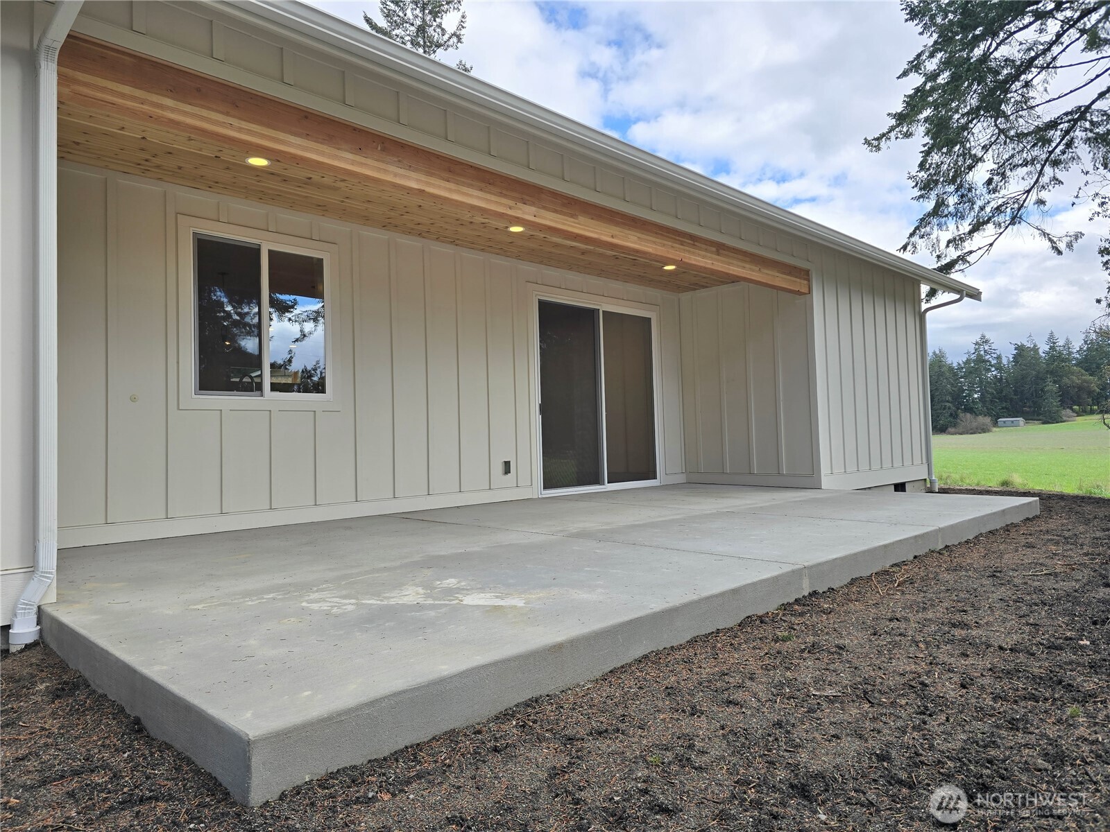 148 Sunland Drive Property Photo 39