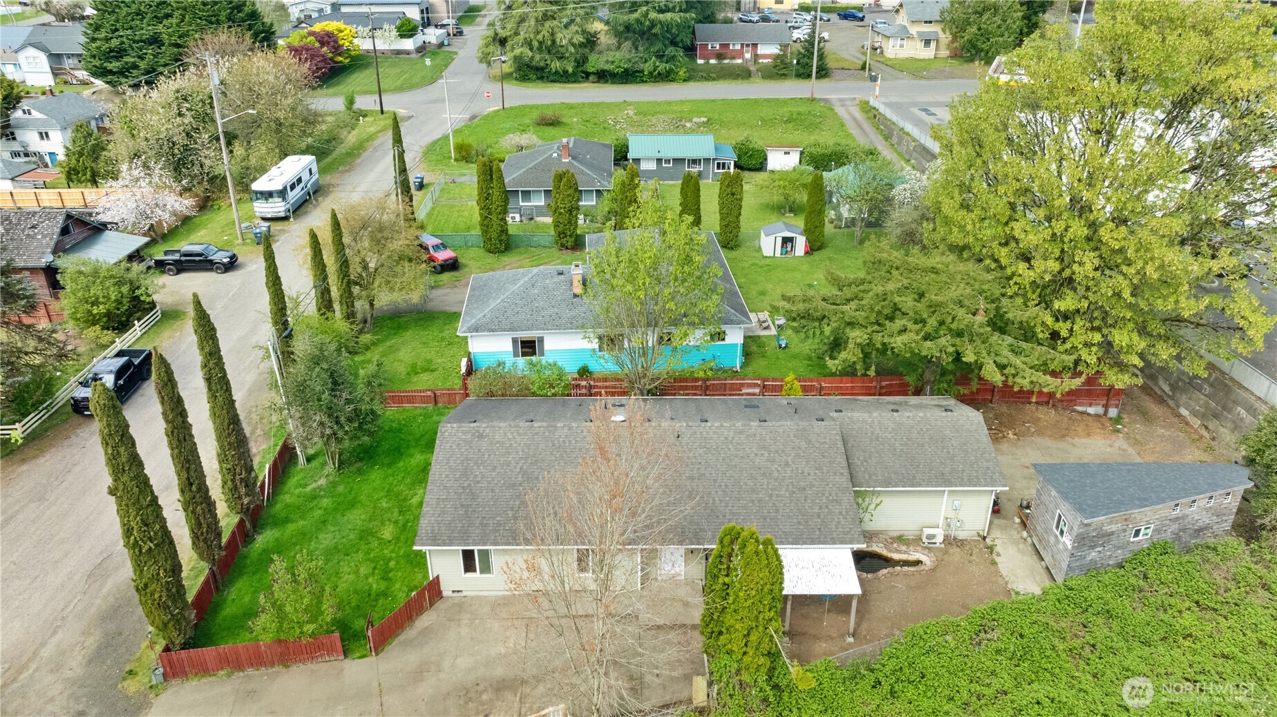 320 S 4th Street Property Photo 2