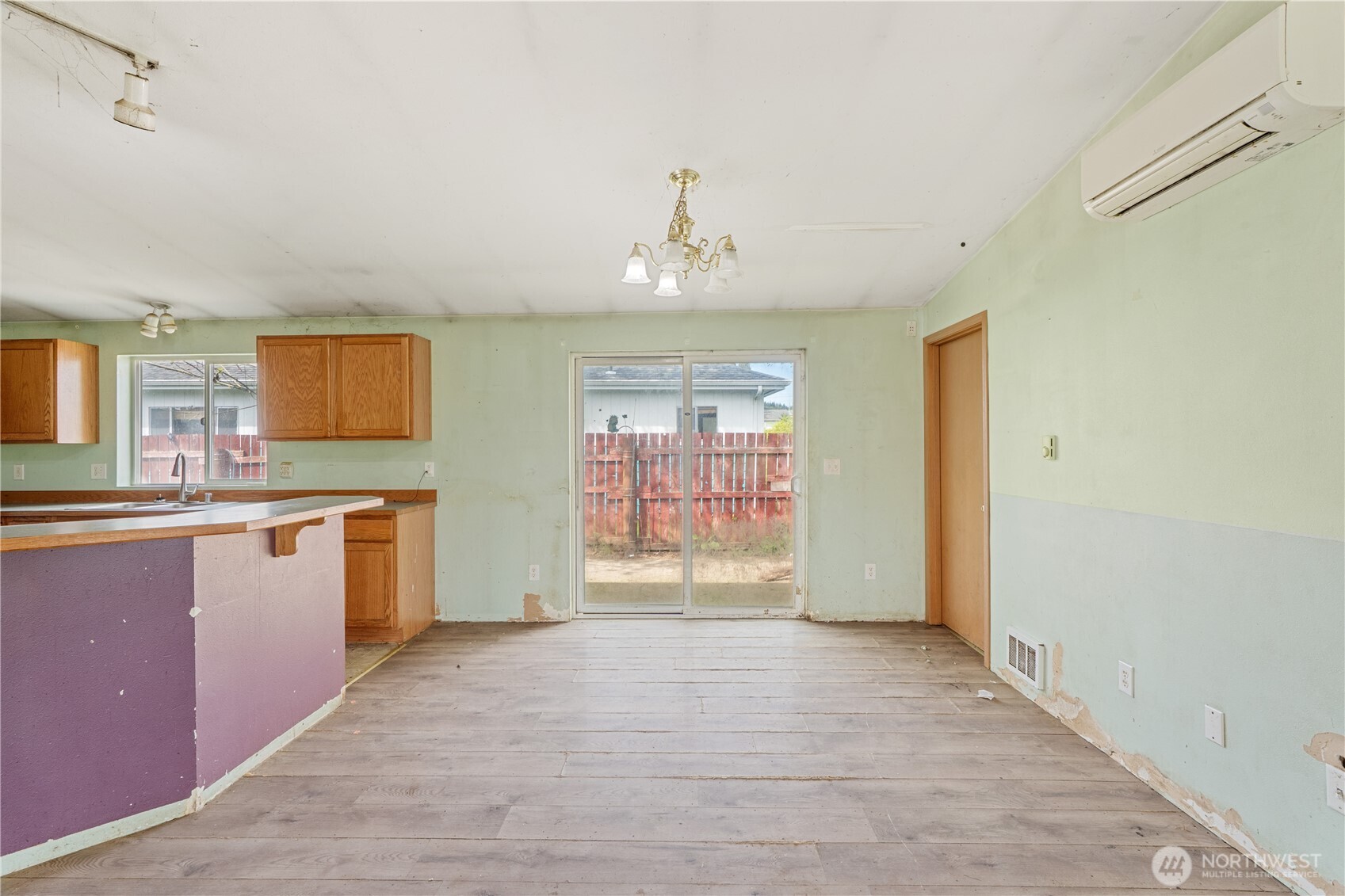 320 S 4th Street Property Photo 6