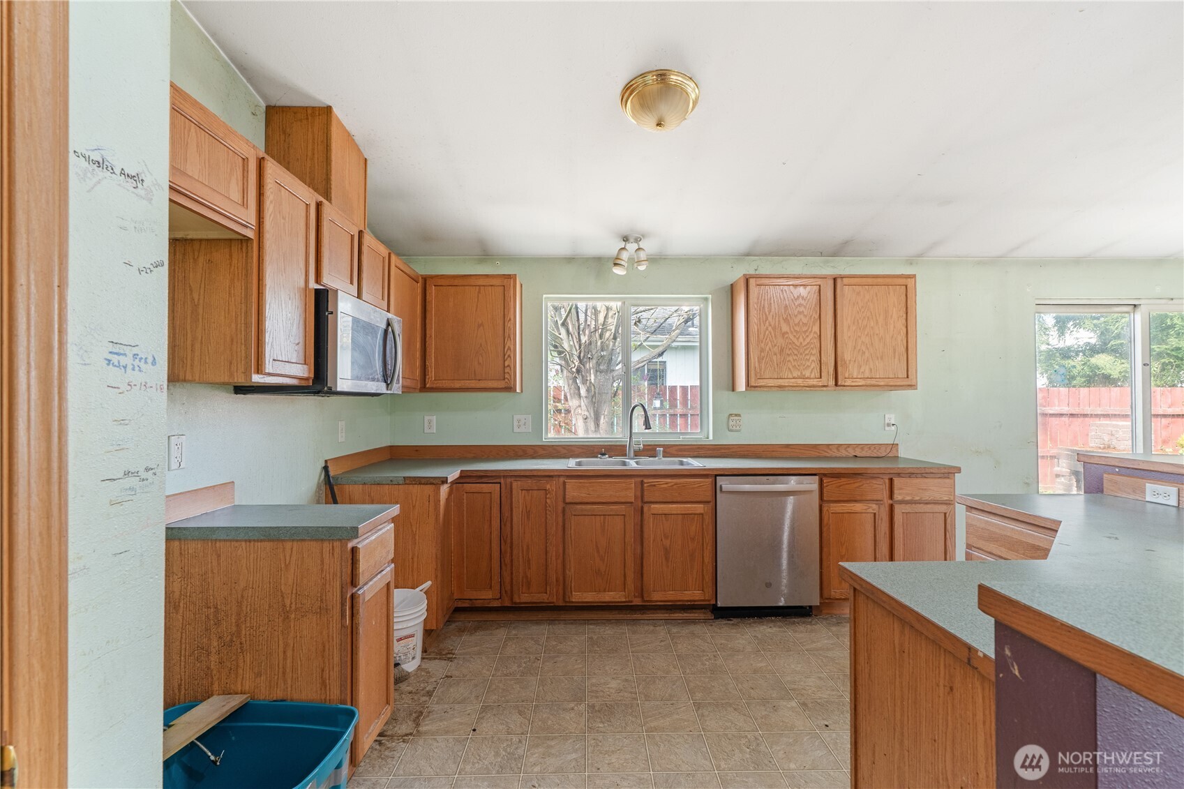 320 S 4th Street Property Photo 9