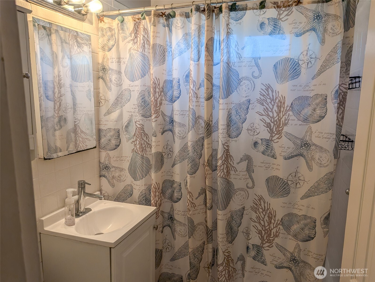 581 Dolphin Avenue Property Photo 12