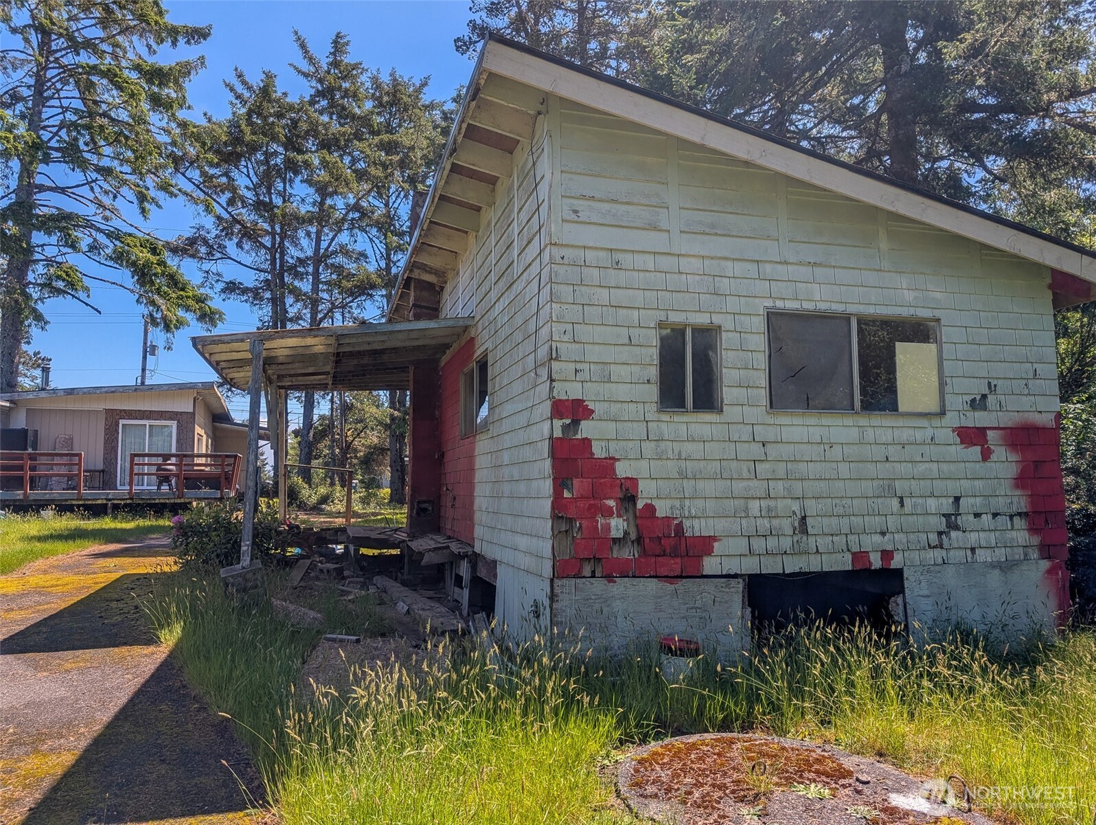 581 Dolphin Avenue Property Photo 16