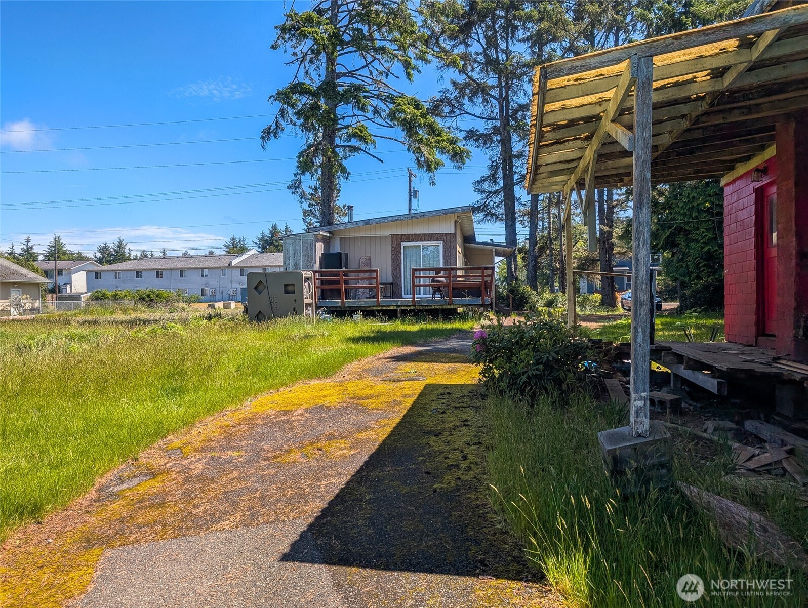 581 Dolphin Avenue Property Photo 17
