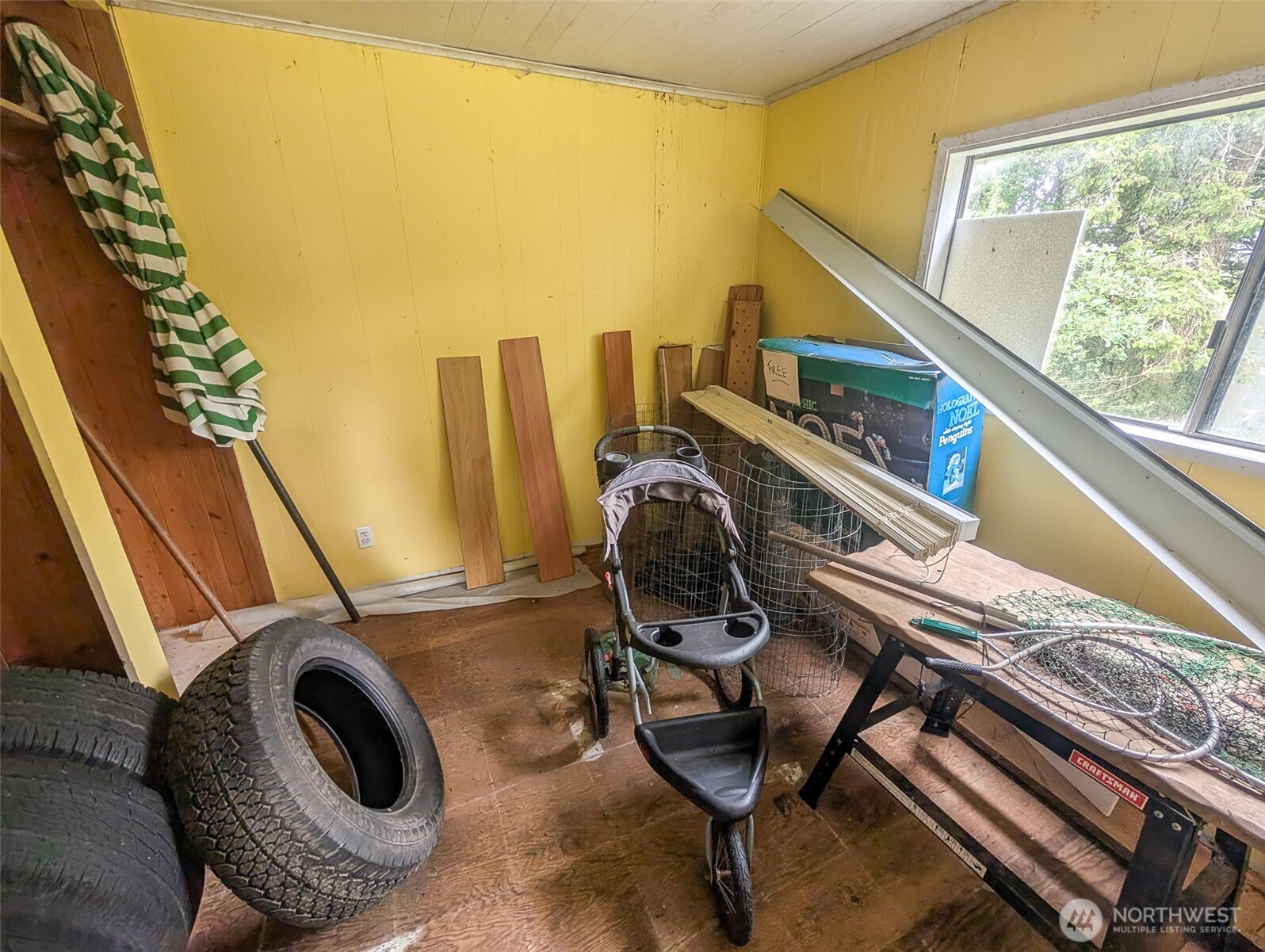 581 Dolphin Avenue Property Photo 24