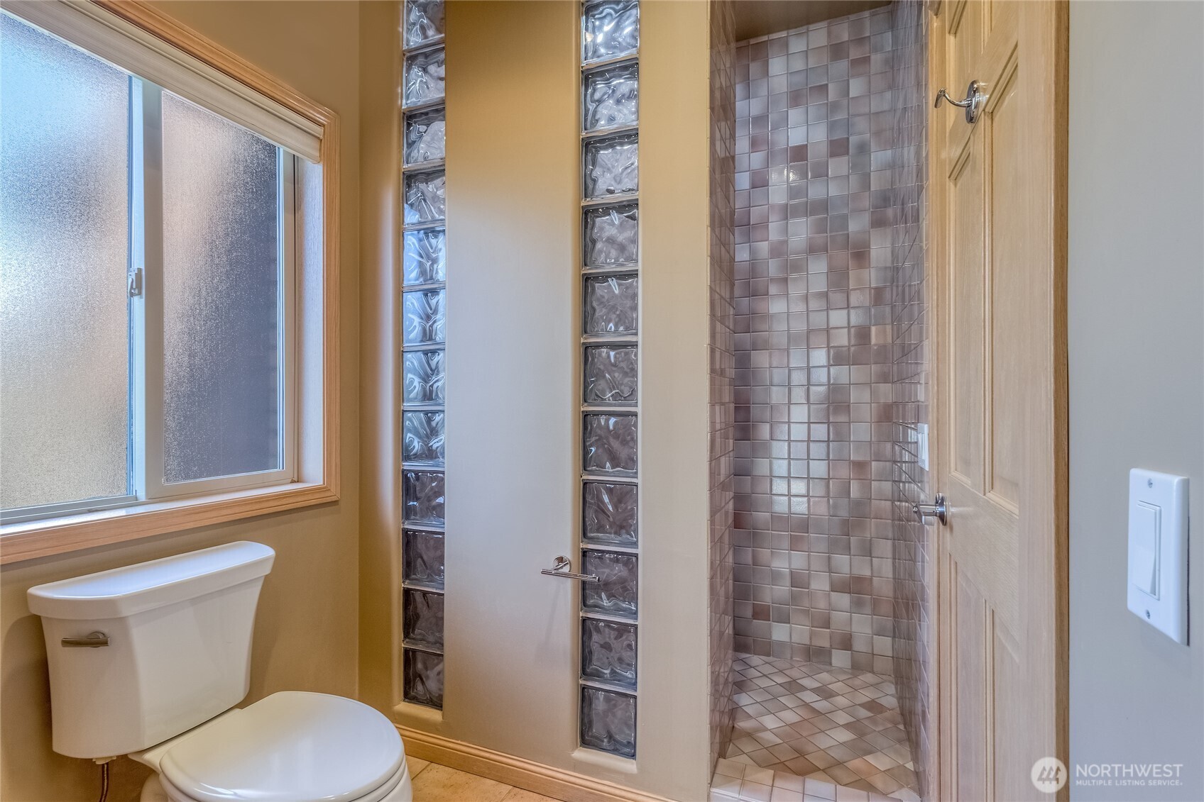 2245 Crosshaven Drive Property Photo 14