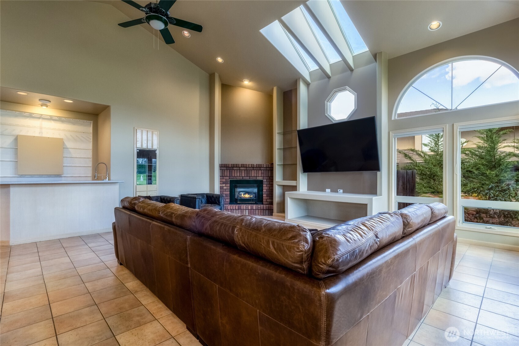 2245 Crosshaven Drive Property Photo 24