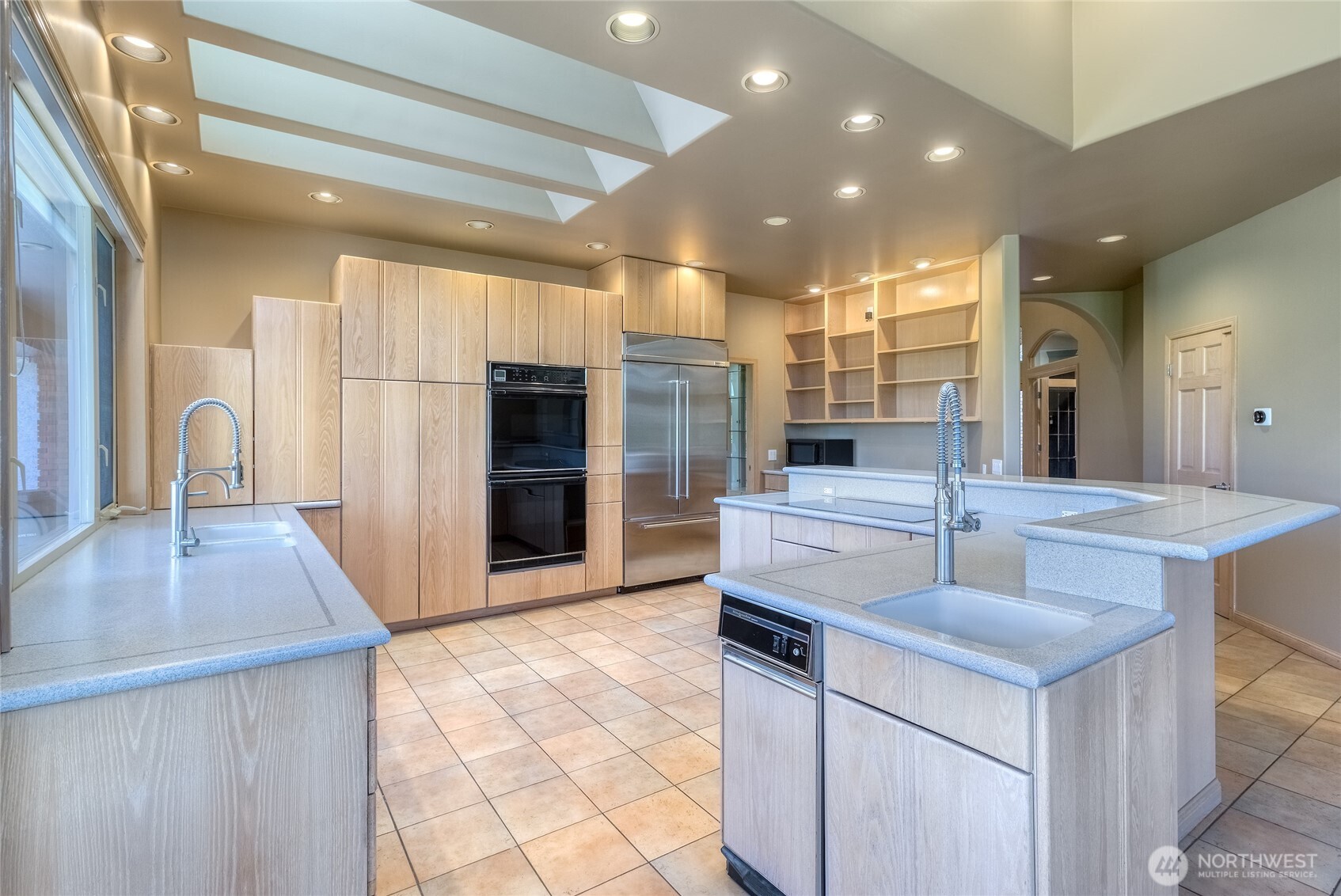2245 Crosshaven Drive Property Photo 28