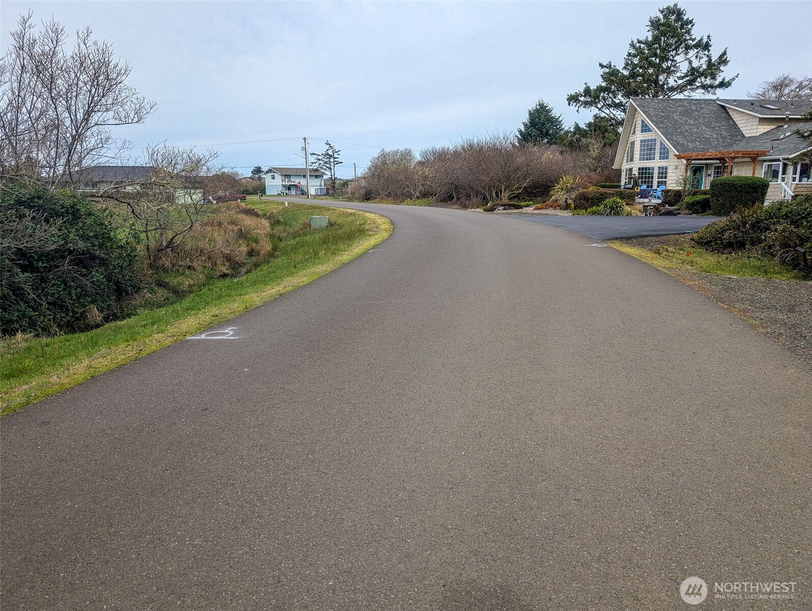 572 Puffin Avenue Property Photo 4