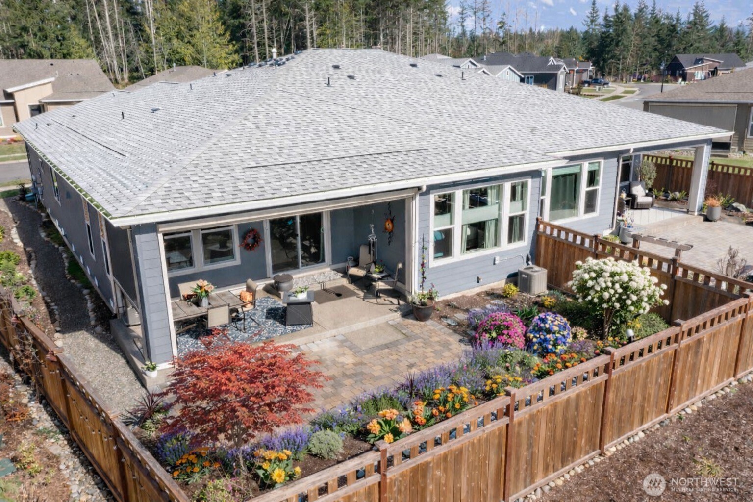 18102 151st St Property Photo 2