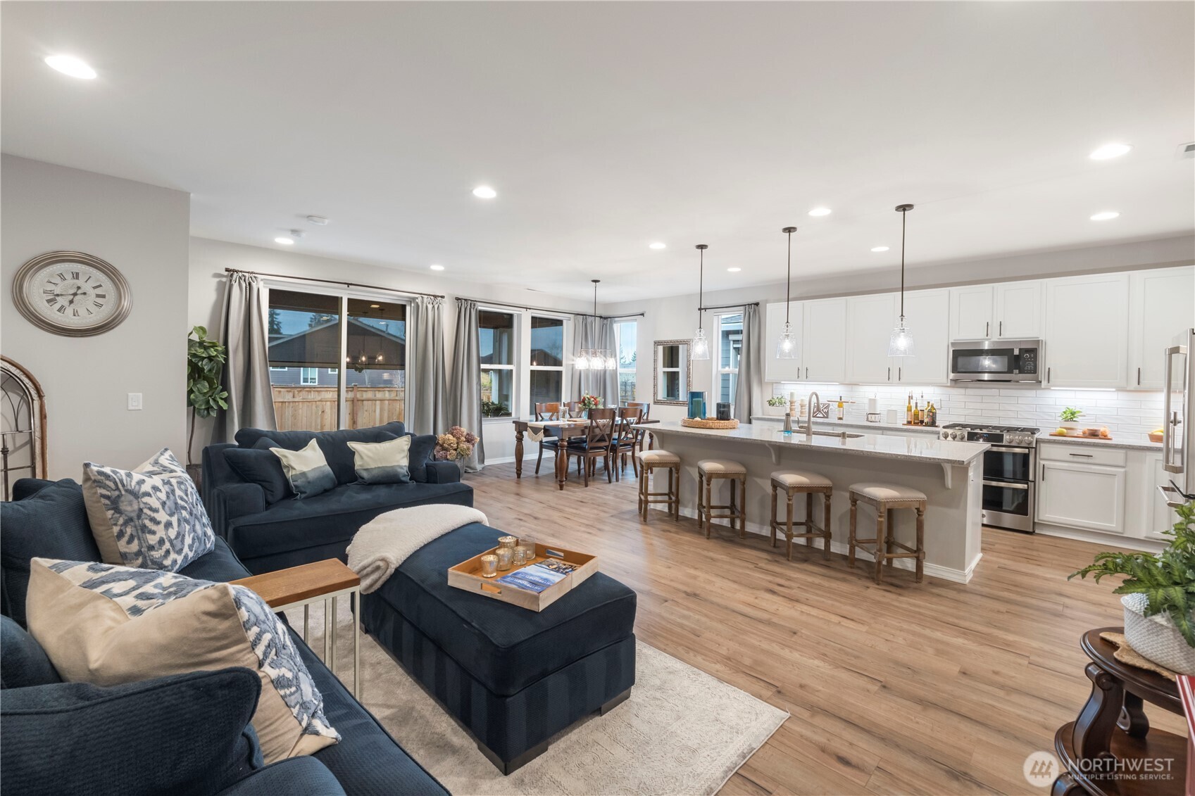 18102 151st St Property Photo 5