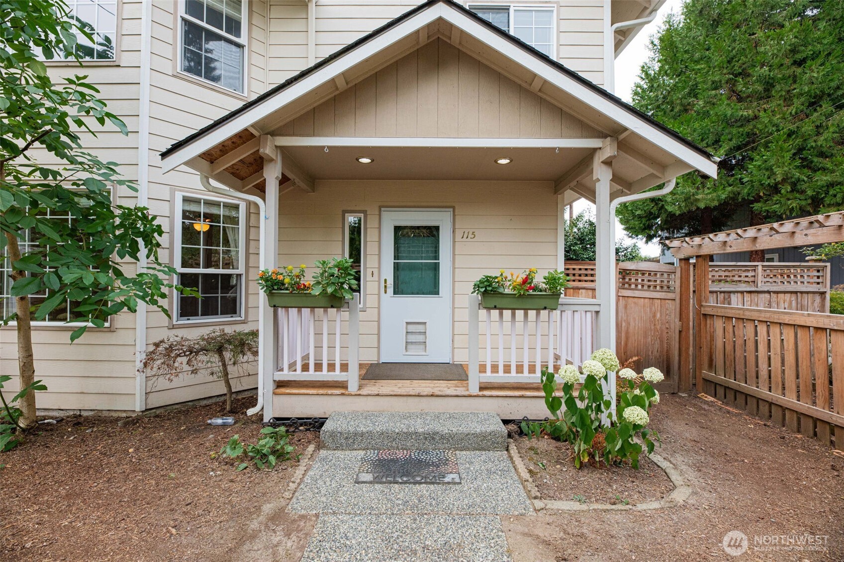 115 Long Street Property Photo 1