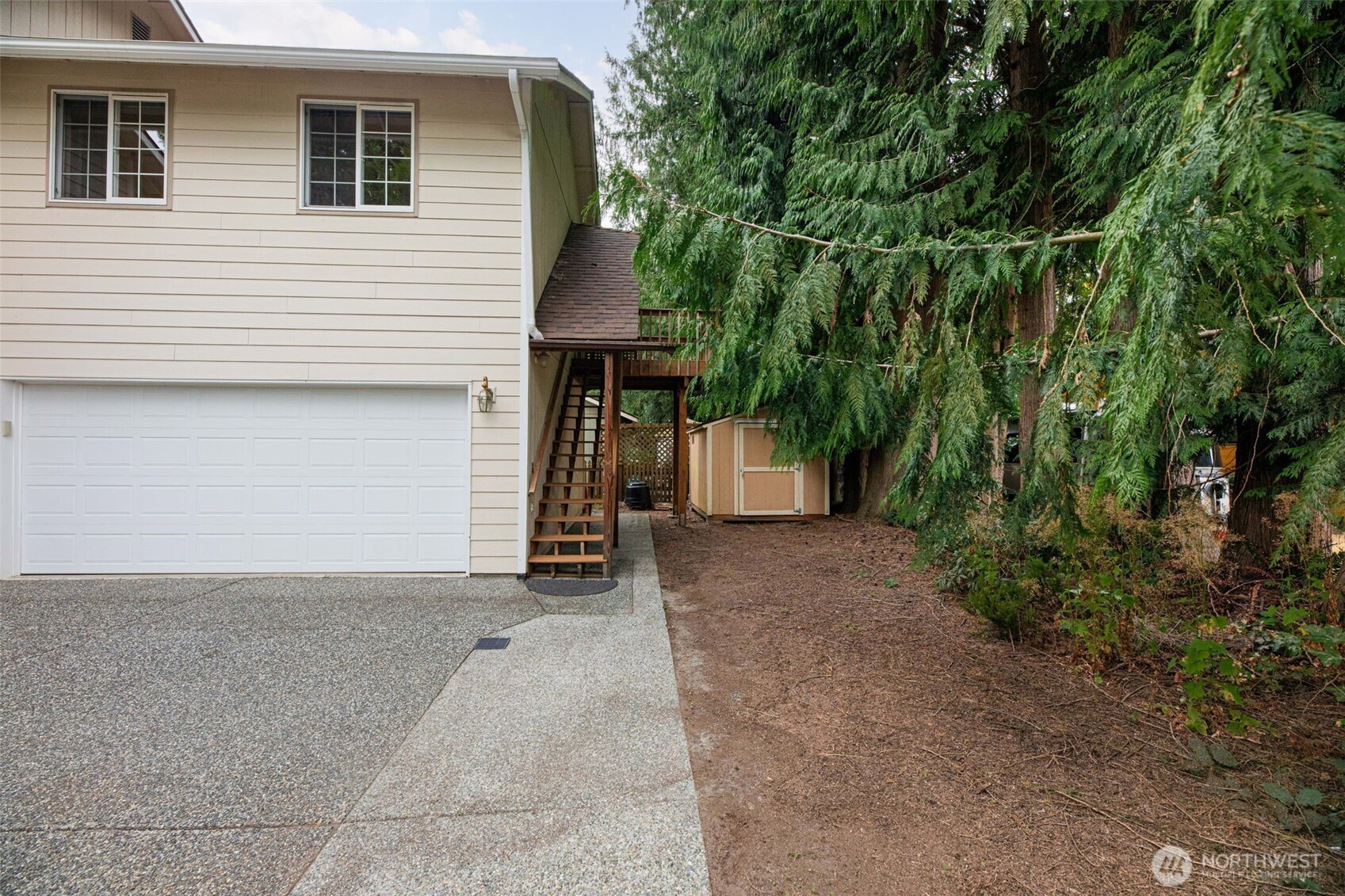 115 Long Street Property Photo 3