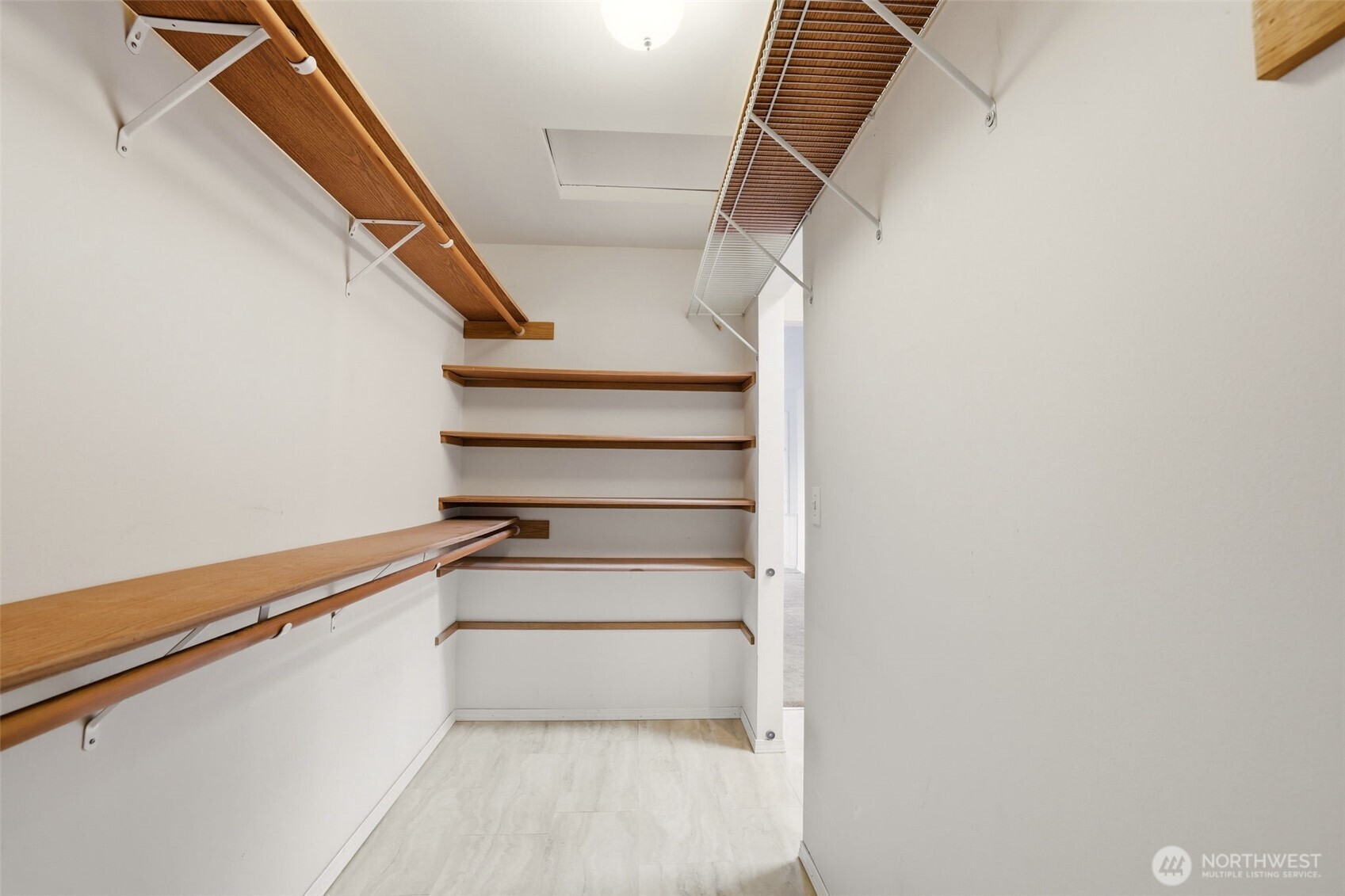 115 Long Street Property Photo 23
