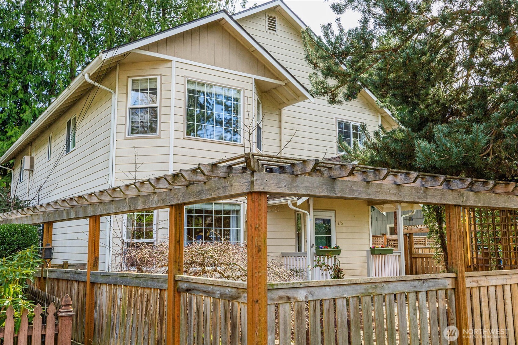 115 Long Street Property Photo 33